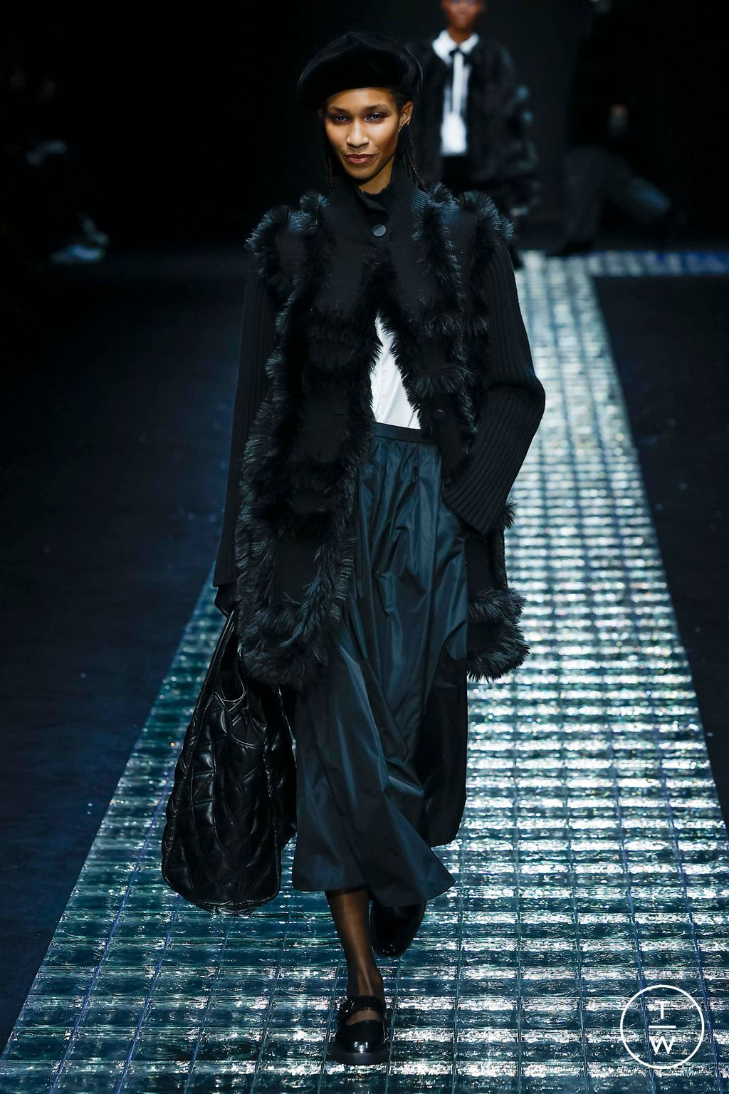 Fashion Week Milan Fall/Winter 2024 look 21 from the Emporio Armani collection womenswear