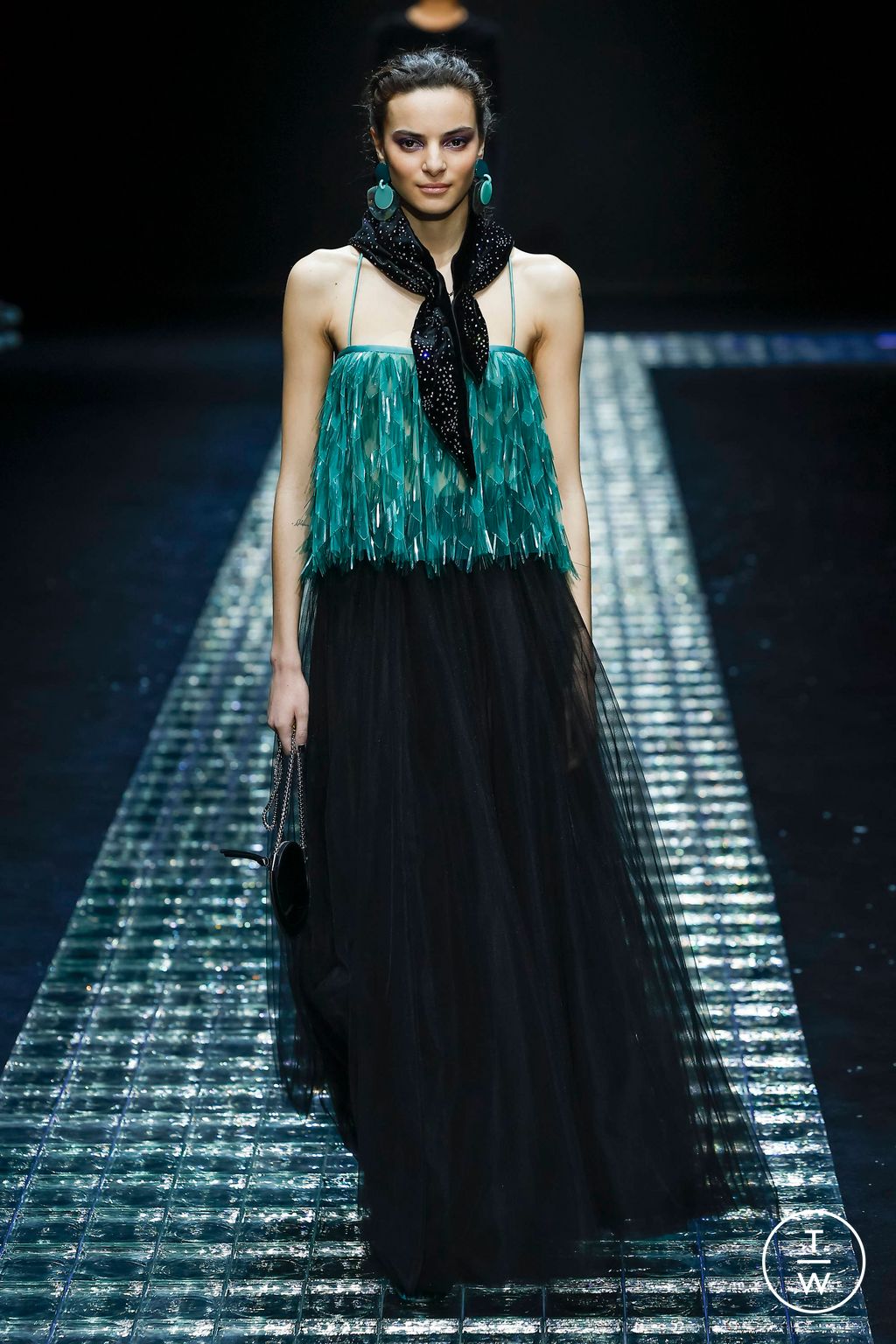Fashion Week Milan Fall/Winter 2024 look 65 from the Emporio Armani collection 女装