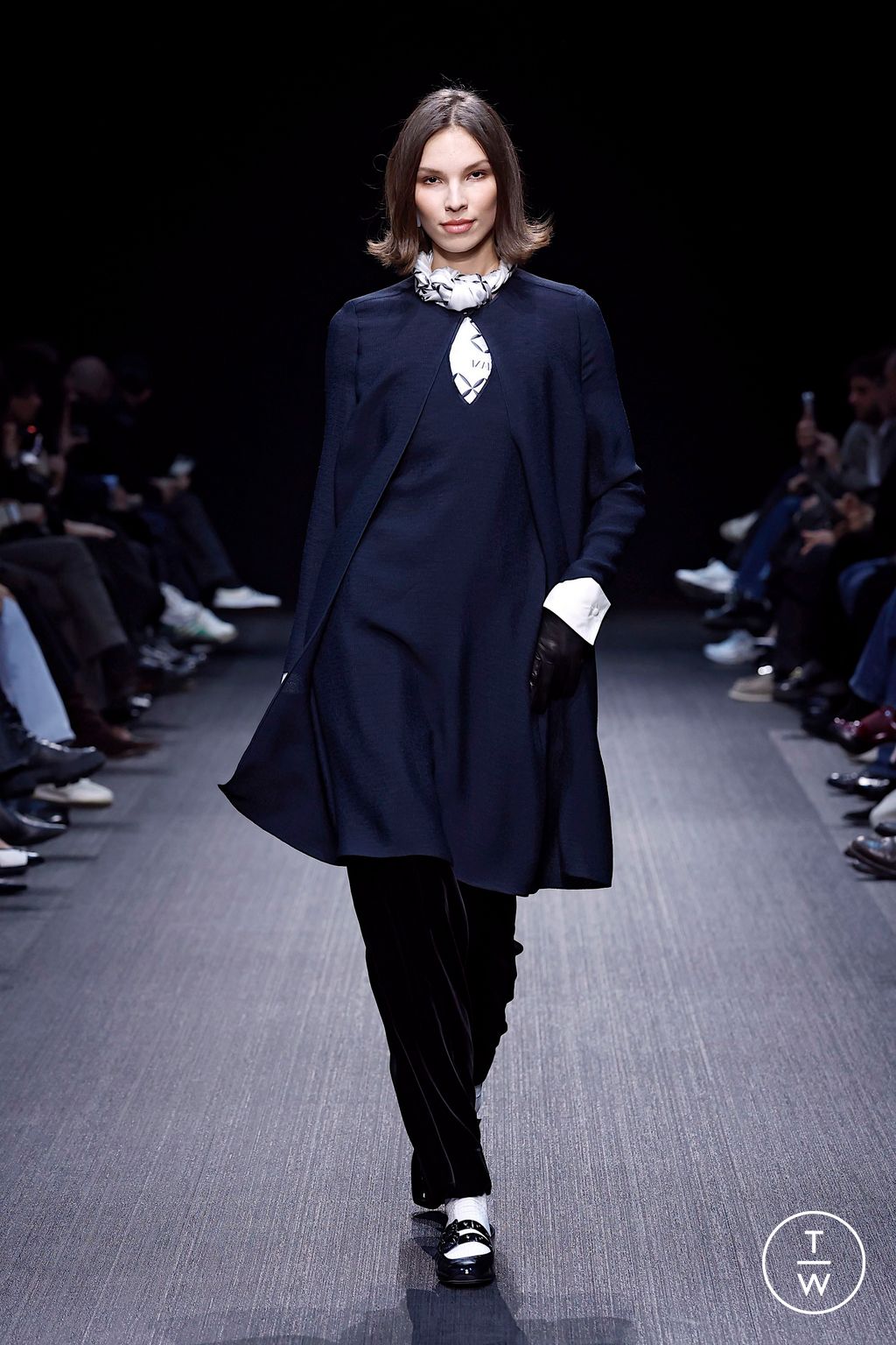 Fashion Week Milan Fall/Winter 2025 look 19 from the Emporio Armani collection womenswear