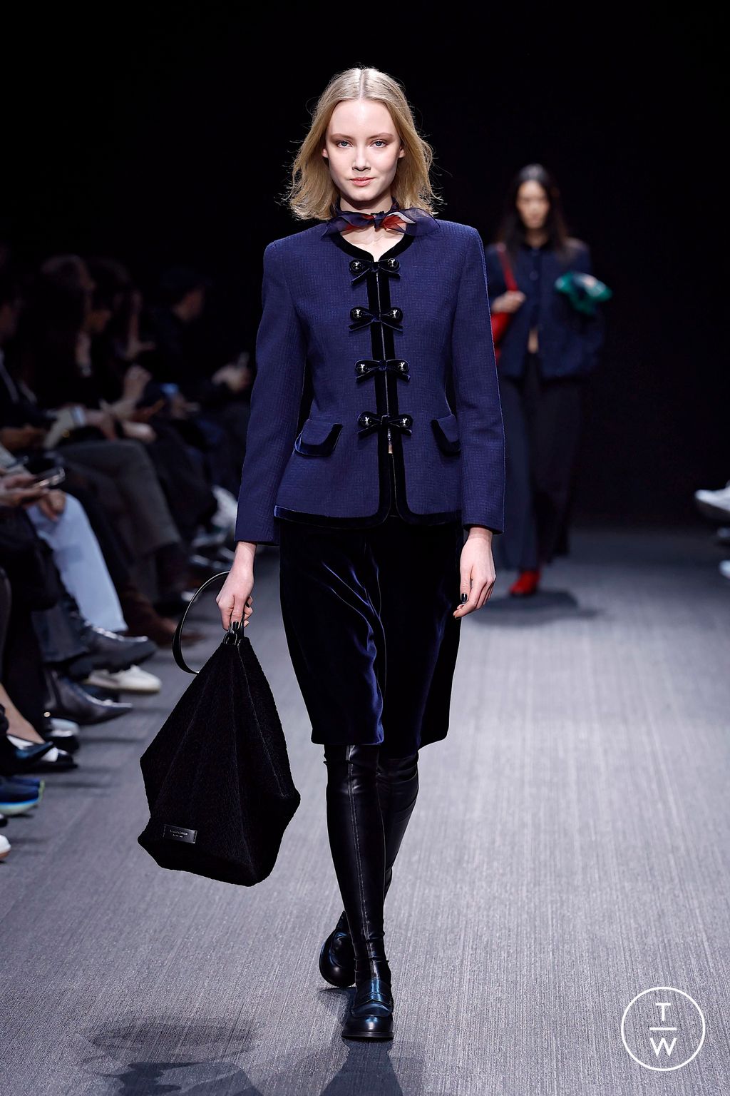 Fashion Week Milan Fall/Winter 2025 look 26 from the Emporio Armani collection womenswear