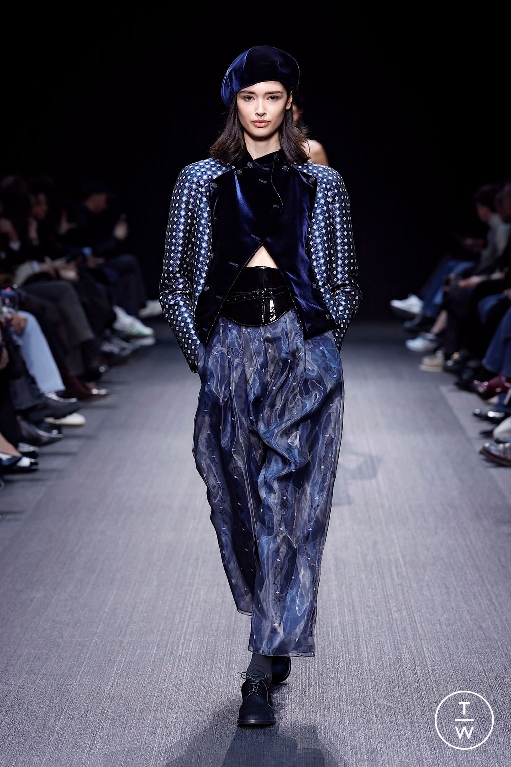 Fashion Week Milan Fall/Winter 2025 look 30 from the Emporio Armani collection womenswear