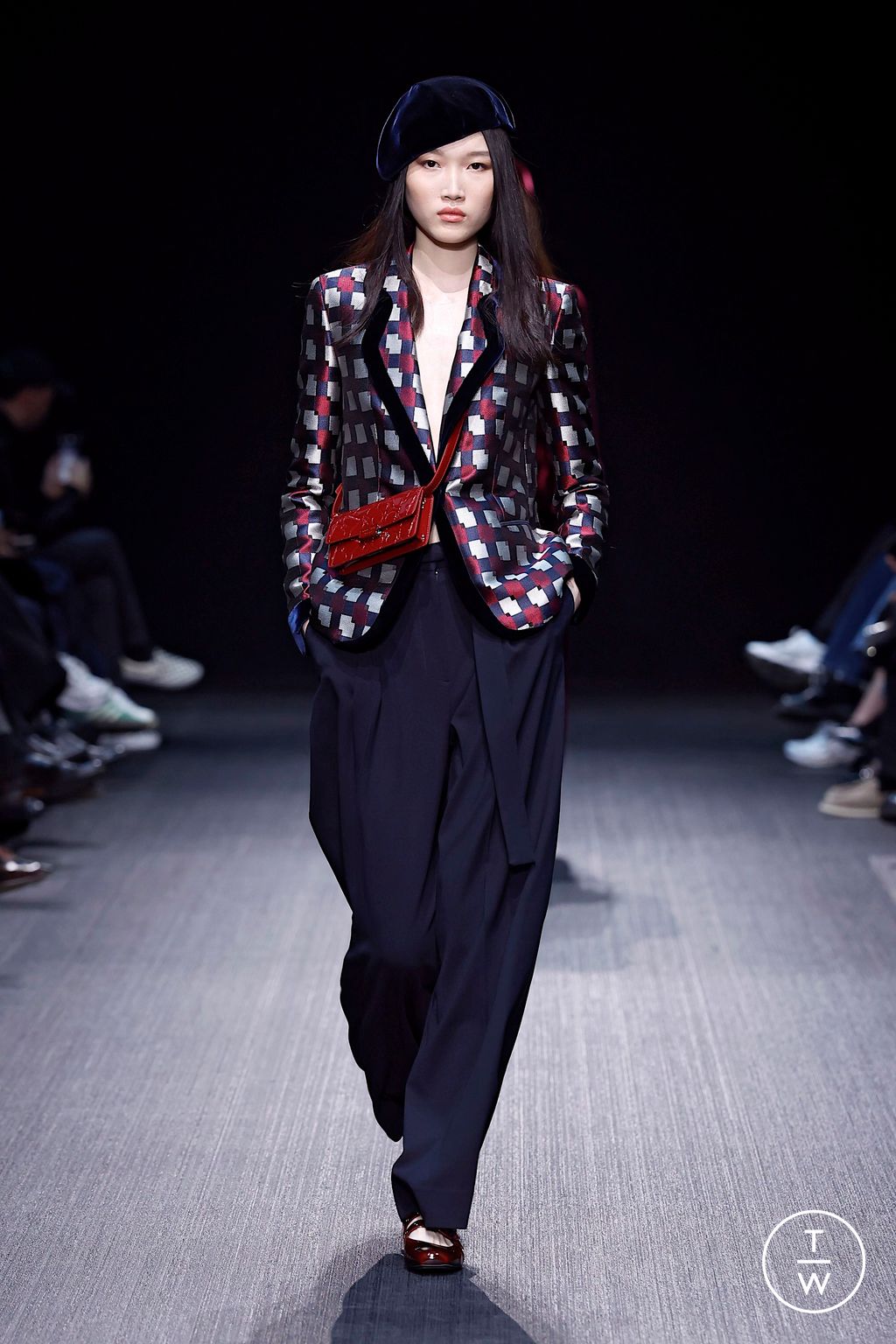 Fashion Week Milan Fall/Winter 2025 look 34 from the Emporio Armani collection womenswear
