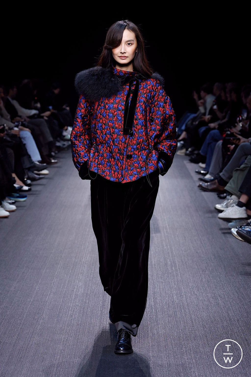 Fashion Week Milan Fall/Winter 2025 look 44 from the Emporio Armani collection womenswear