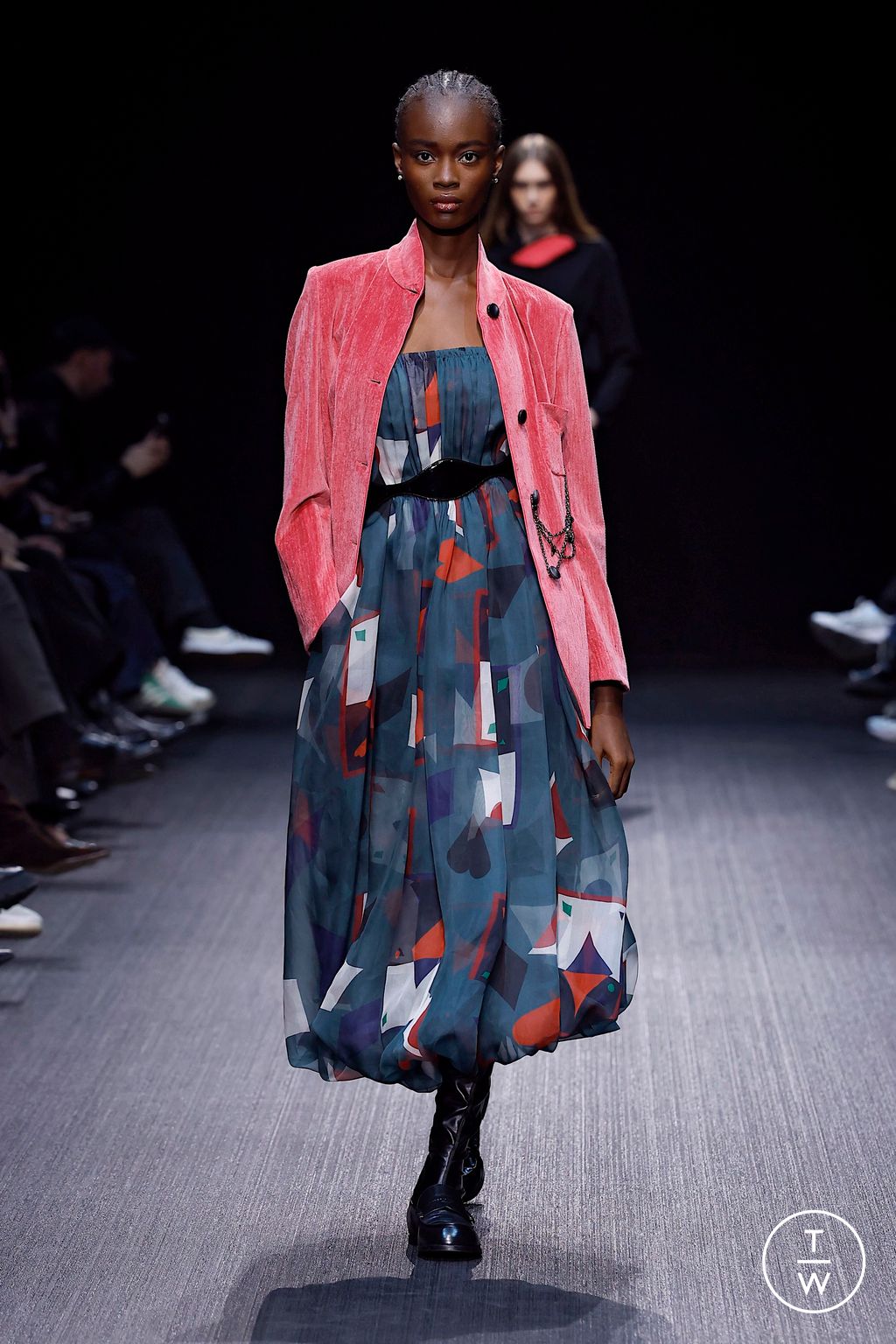 Fashion Week Milan Fall/Winter 2025 look 48 from the Emporio Armani collection womenswear
