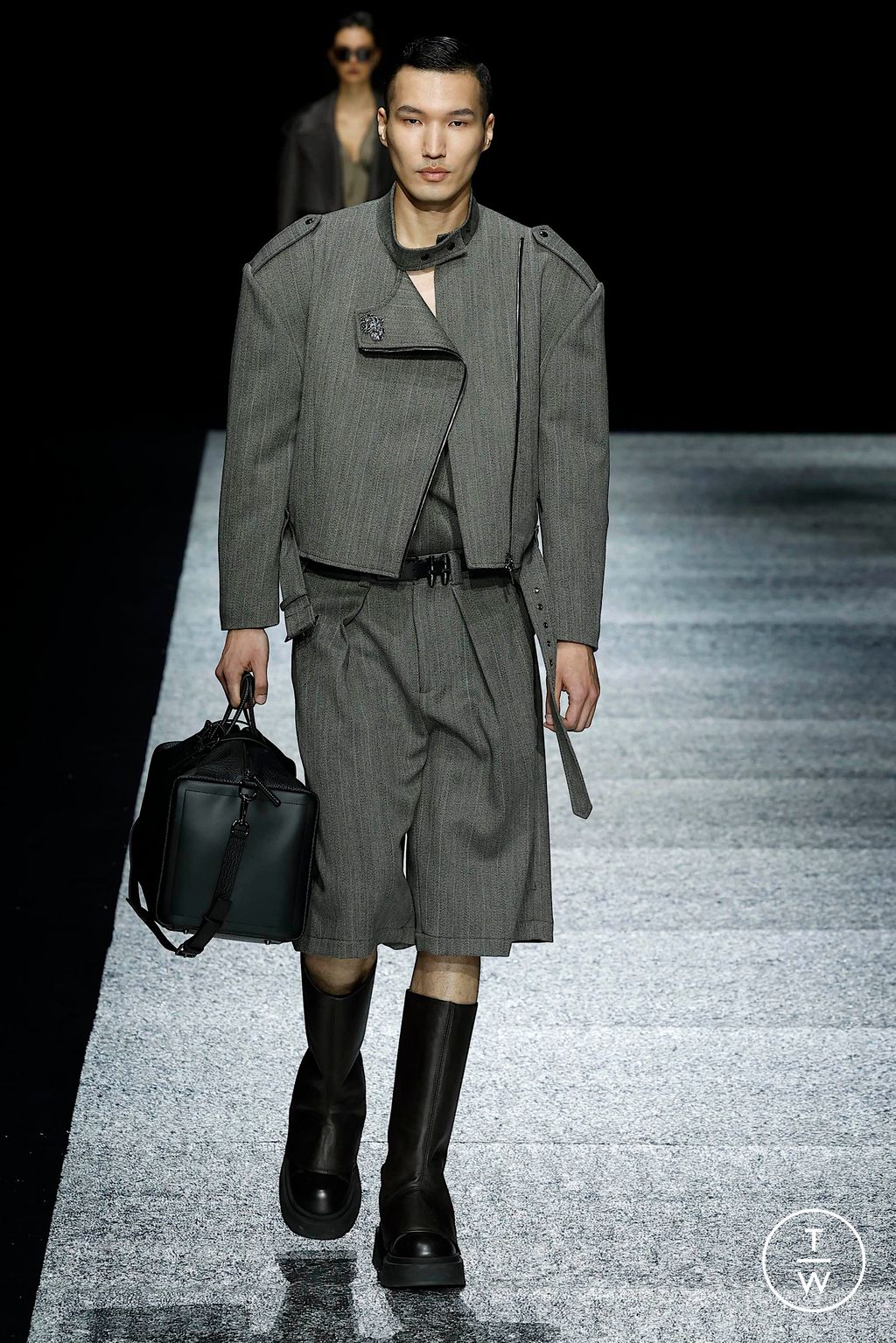 Fashion Week Milan Fall/Winter 2024 look 25 from the Emporio Armani collection 男装