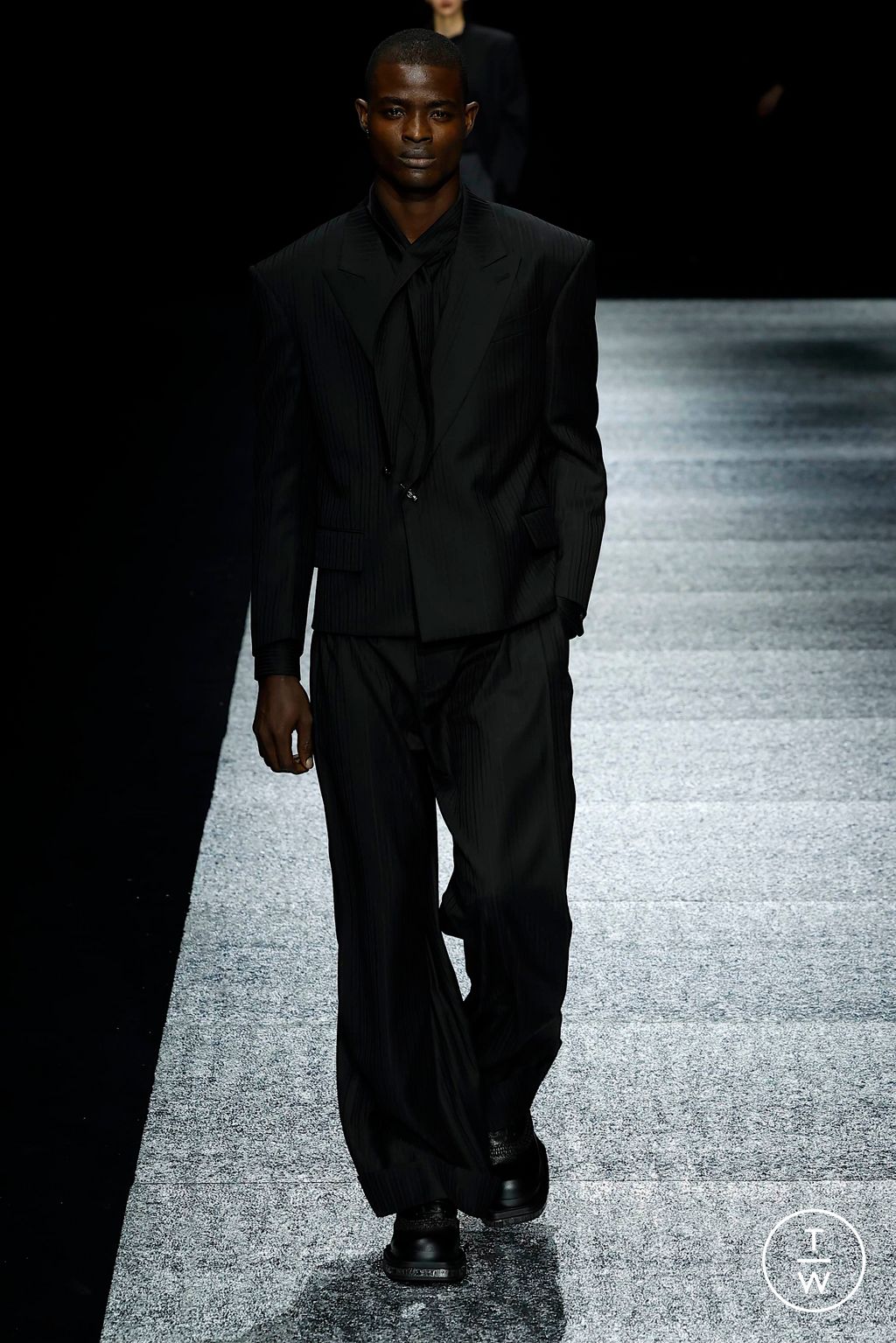 Fashion Week Milan Fall/Winter 2024 look 45 from the Emporio Armani collection menswear