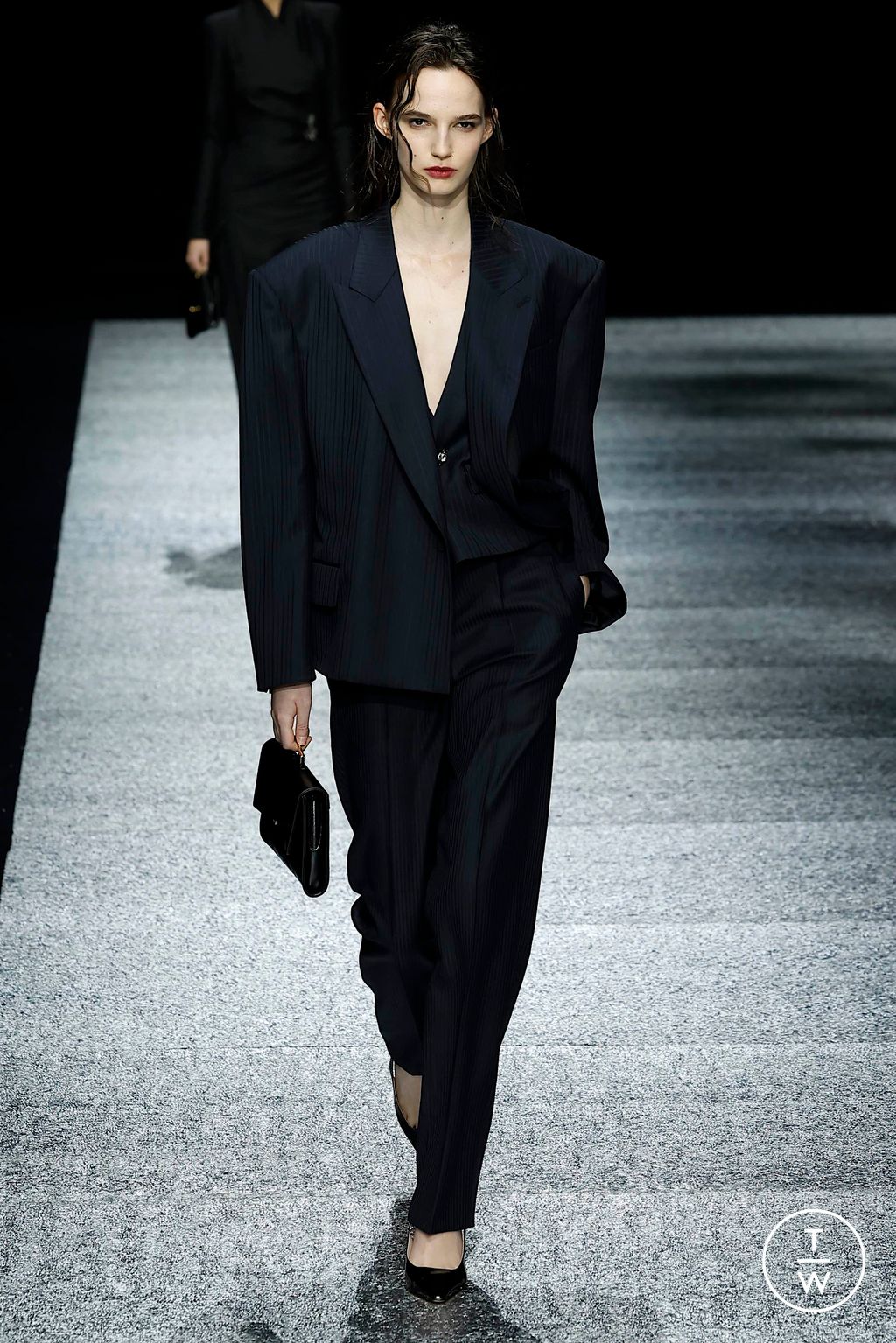 Fashion Week Milan Fall/Winter 2024 look 51 from the Emporio Armani collection 男装