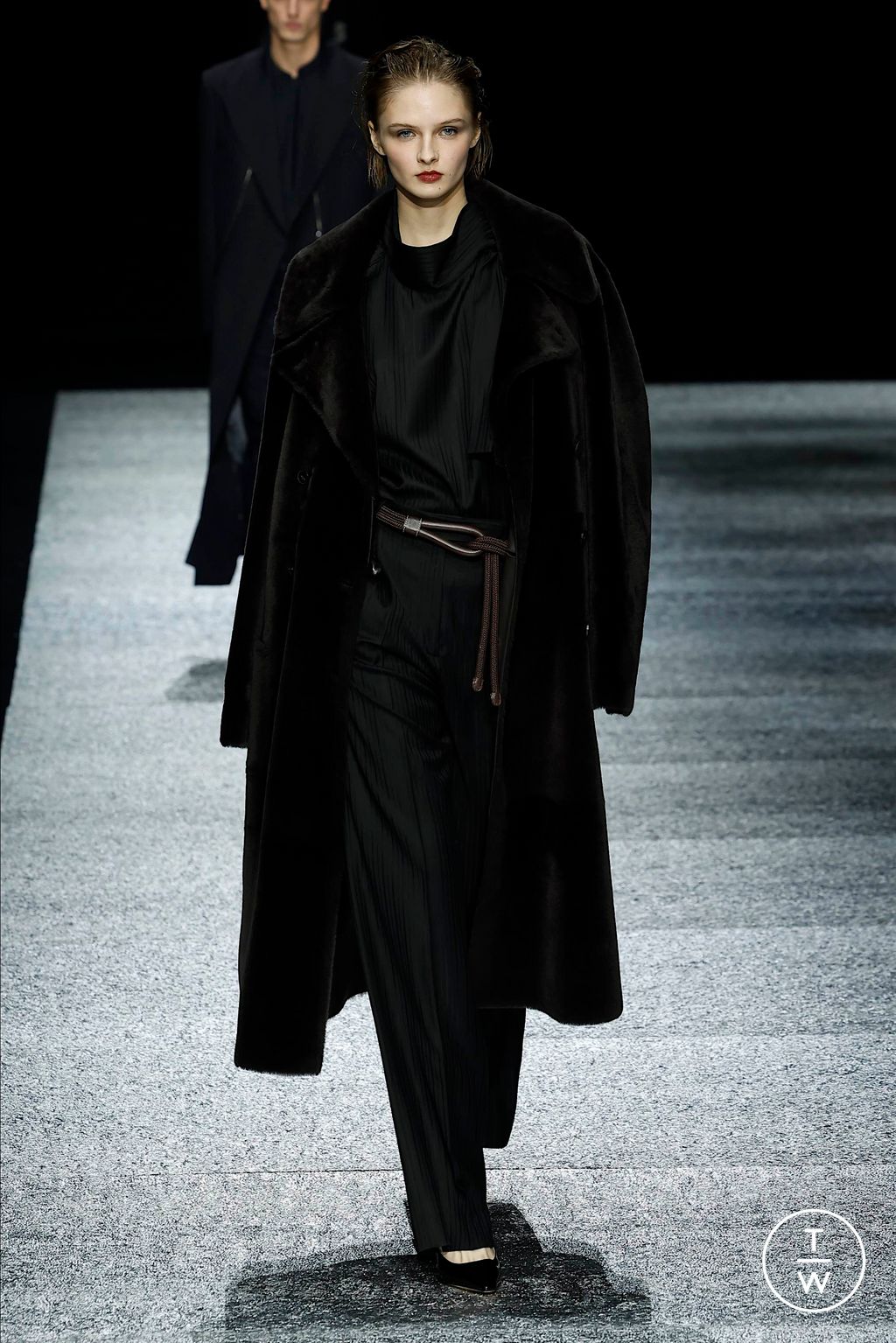 Fashion Week Milan Fall/Winter 2024 look 54 from the Emporio Armani collection 男装