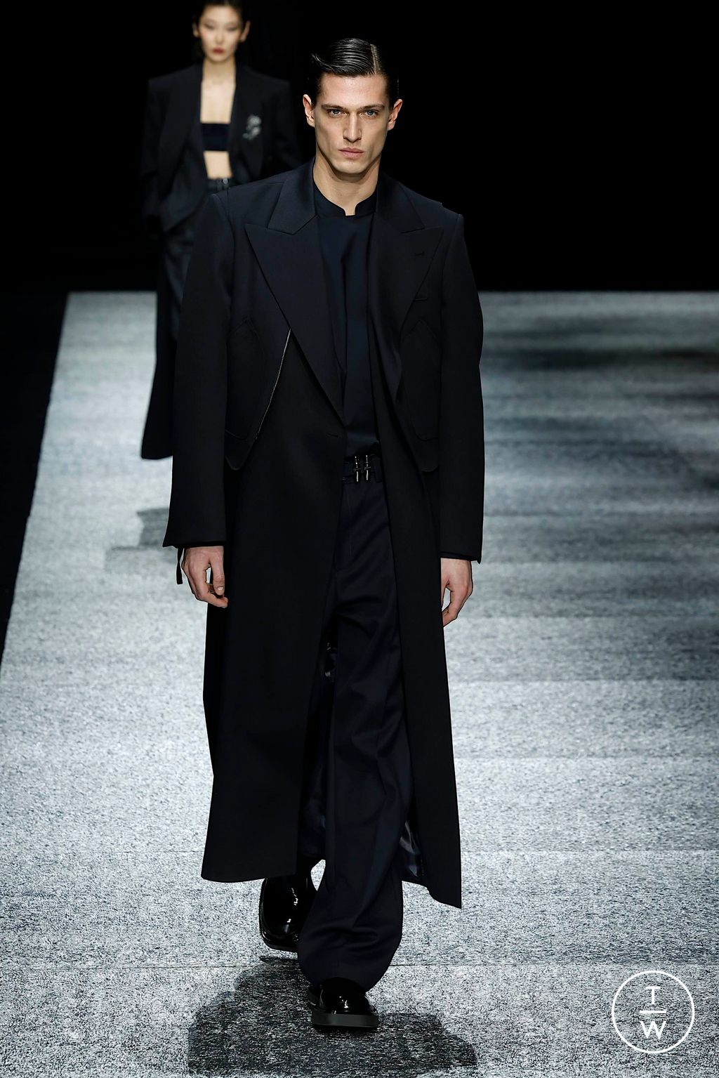 Fashion Week Milan Fall/Winter 2024 look 55 from the Emporio Armani collection 男装