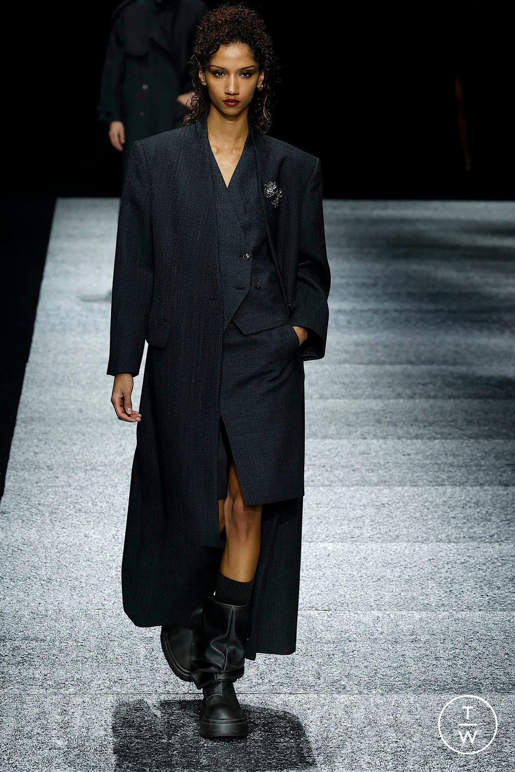 Fashion Week Milan Fall/Winter 2024 look 58 from the Emporio Armani collection menswear