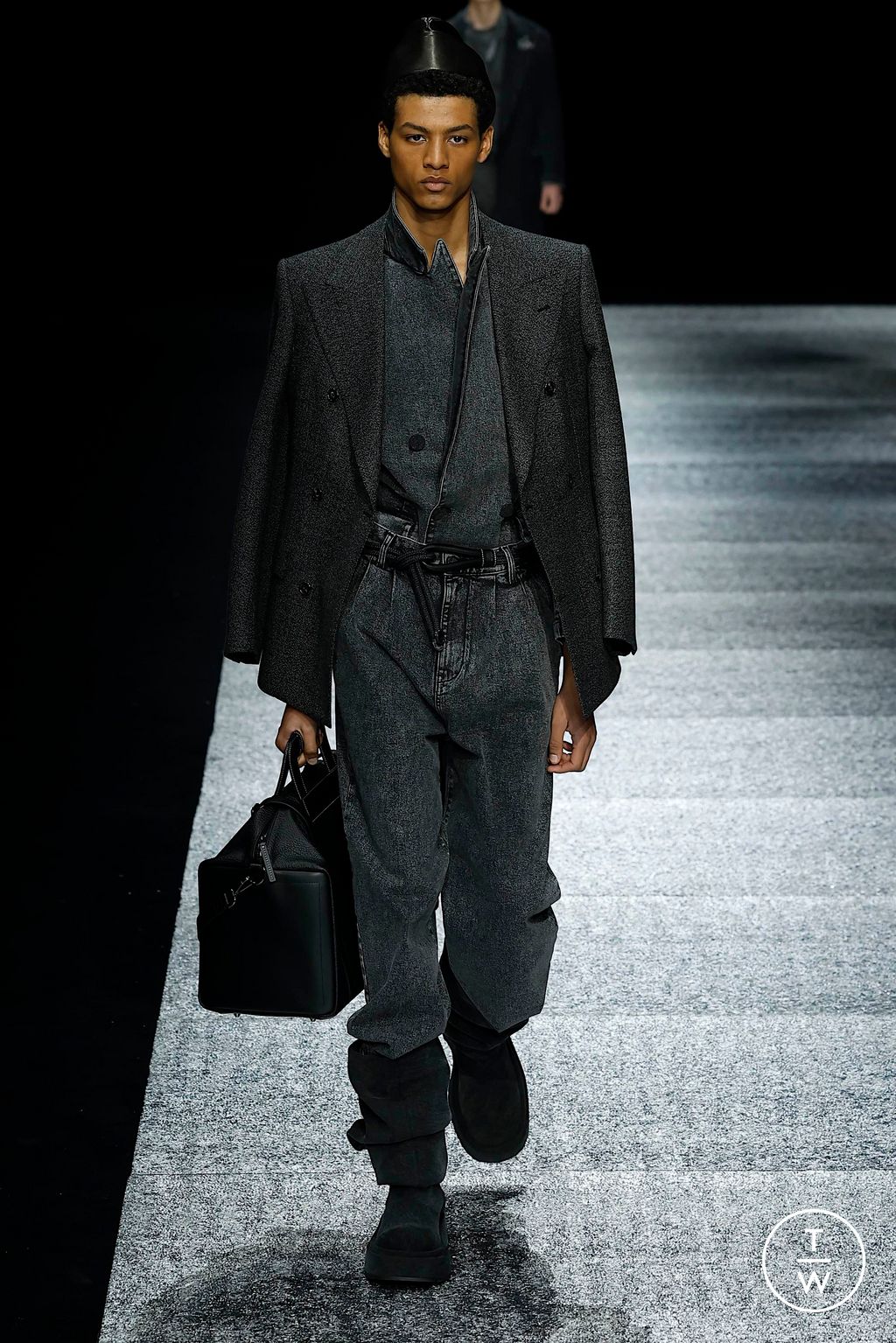 Fashion Week Milan Fall/Winter 2024 look 75 from the Emporio Armani collection menswear