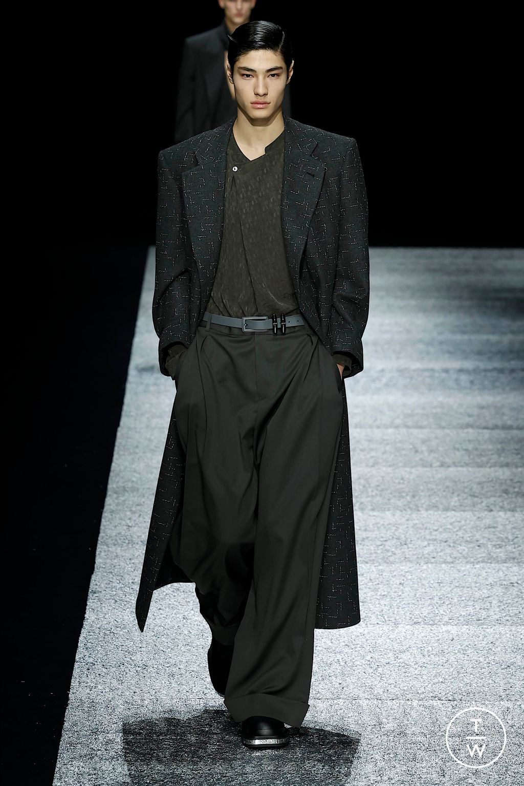 Fashion Week Milan Fall/Winter 2024 look 83 from the Emporio Armani collection 男装