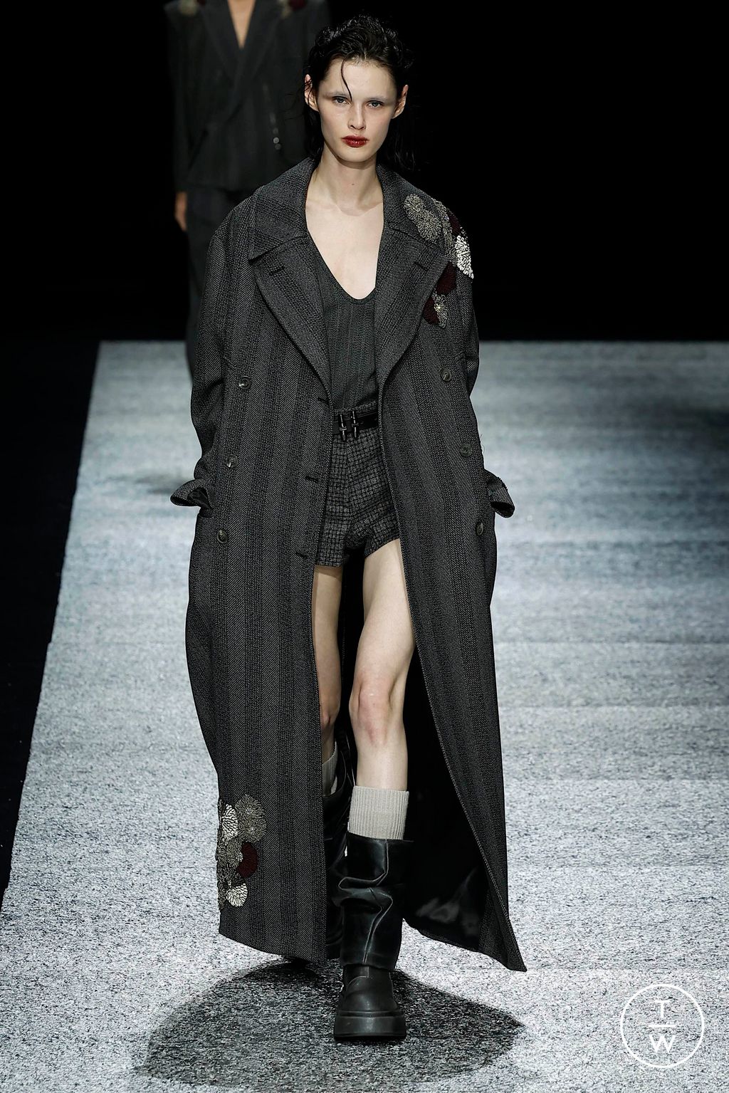 Fashion Week Milan Fall/Winter 2024 look 89 from the Emporio Armani collection 男装