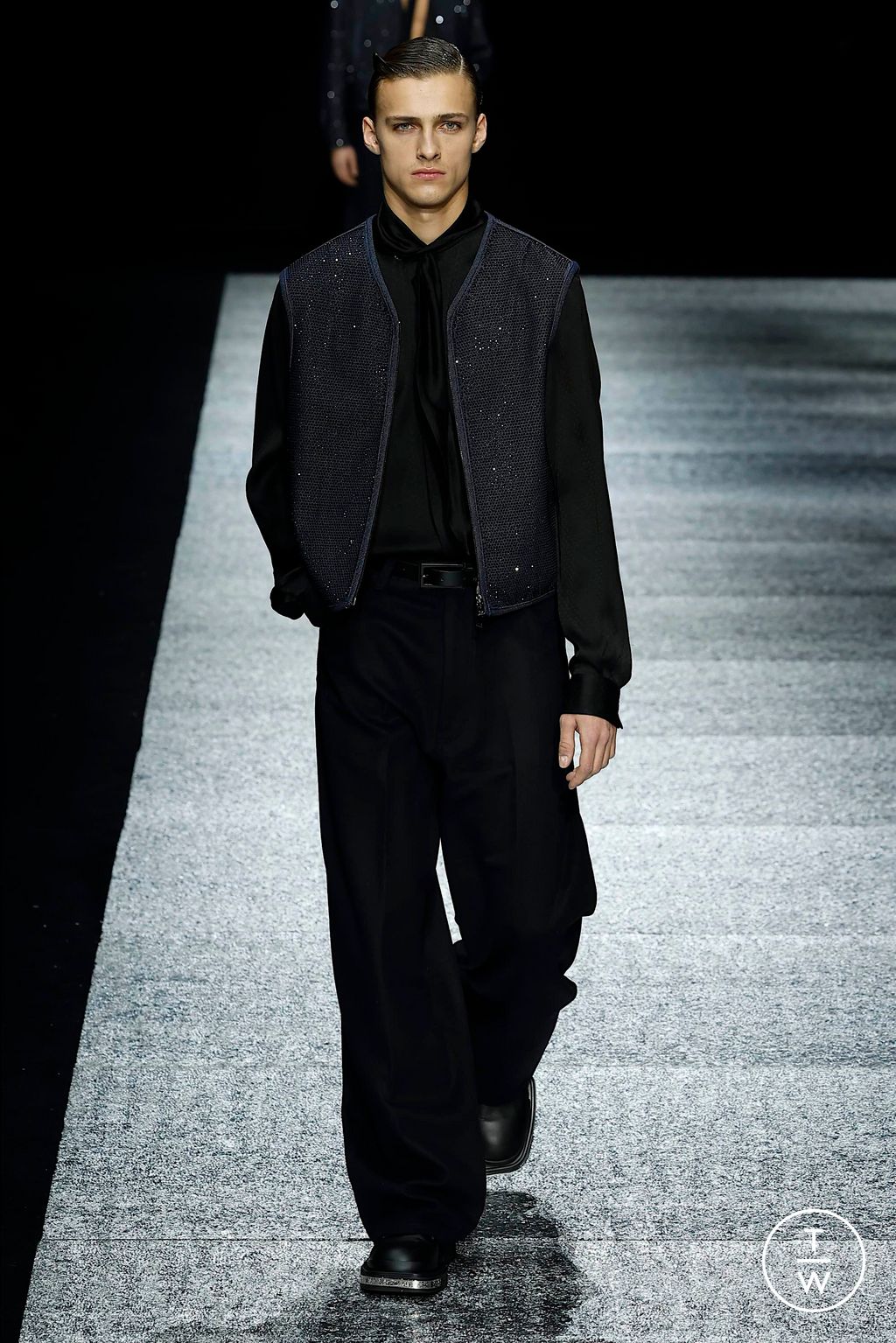Fashion Week Milan Fall/Winter 2024 look 99 from the Emporio Armani collection menswear