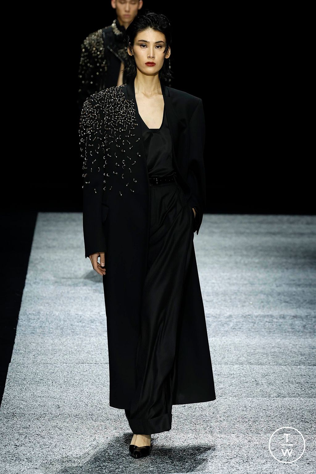 Fashion Week Milan Fall/Winter 2024 look 109 de la collection Emporio Armani menswear