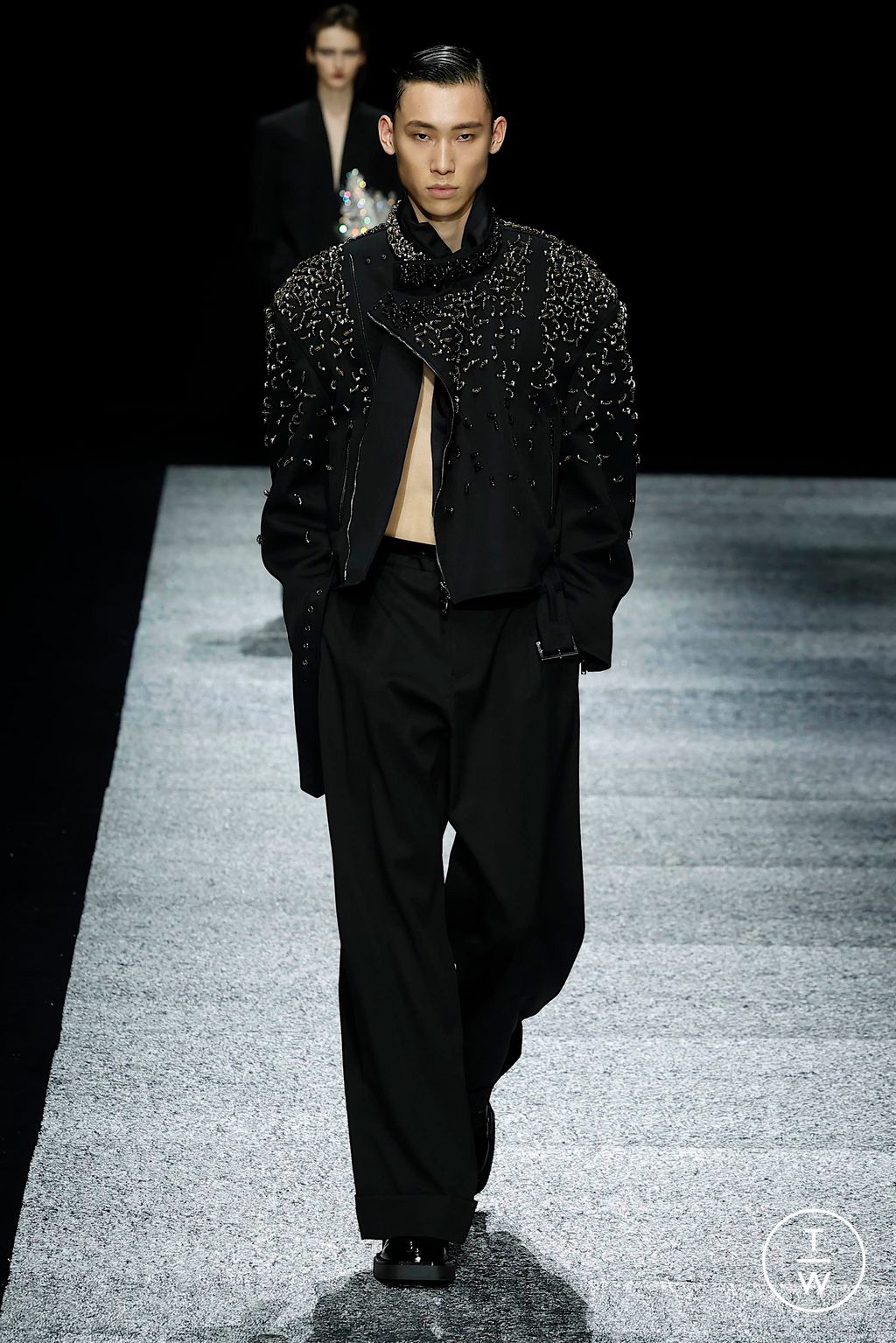 Fashion Week Milan Fall/Winter 2024 look 110 de la collection Emporio Armani menswear