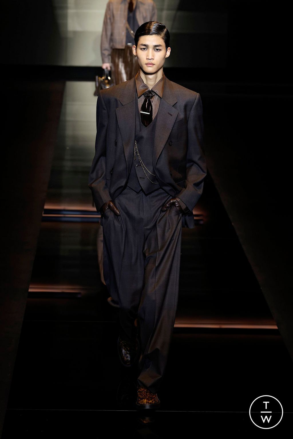 Fashion Week Milan Fall/Winter 2025 look 23 from the Emporio Armani collection 男装