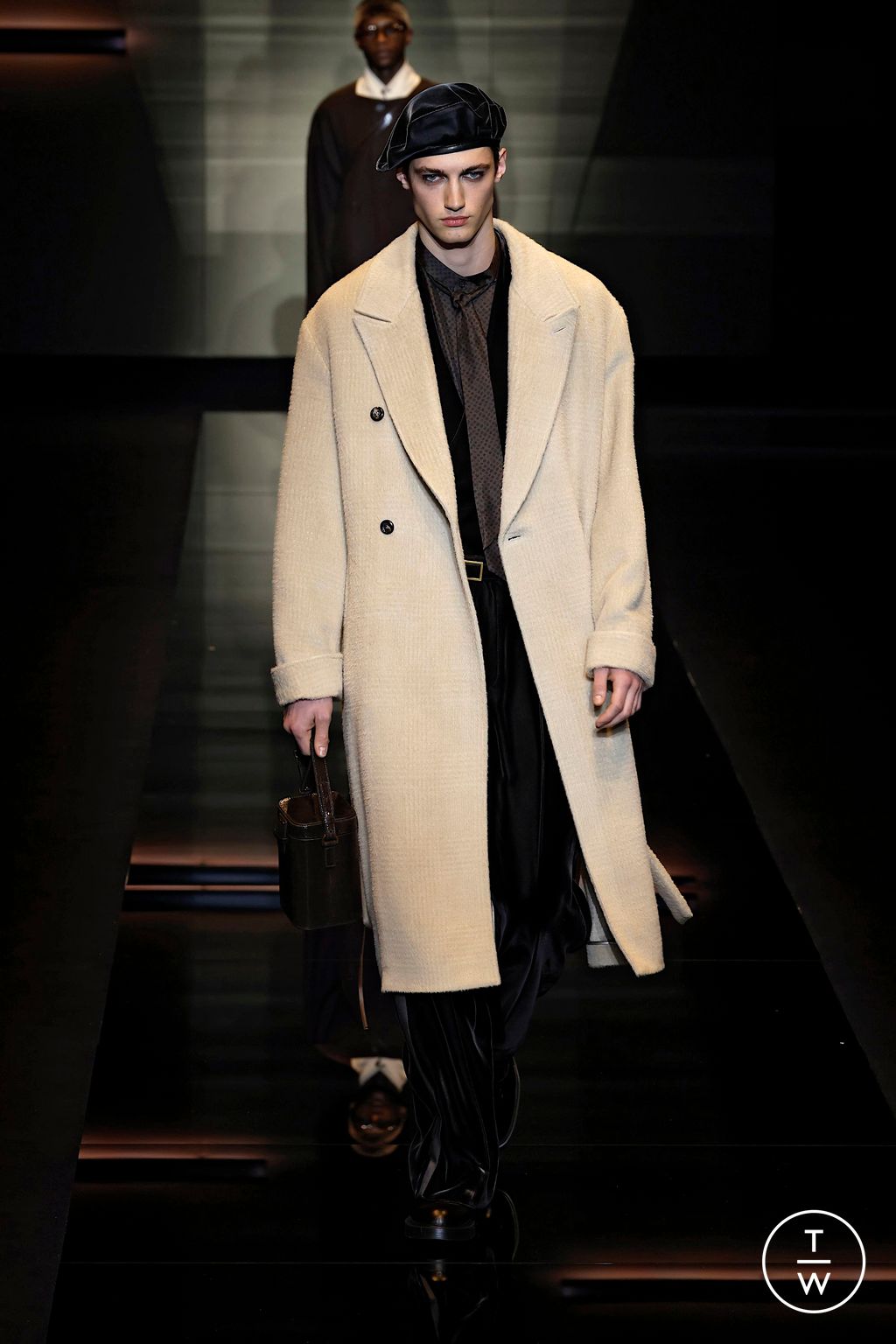 Fashion Week Milan Fall/Winter 2025 look 71 from the Emporio Armani collection 男装
