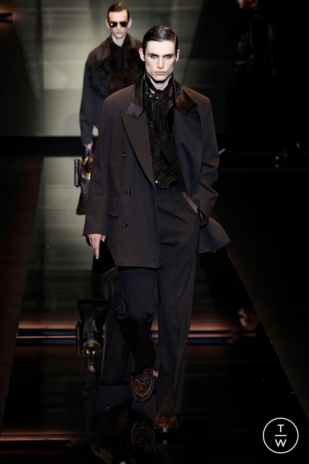 Fashion Week Milan Fall/Winter 2025 look 89 de la collection Emporio Armani menswear