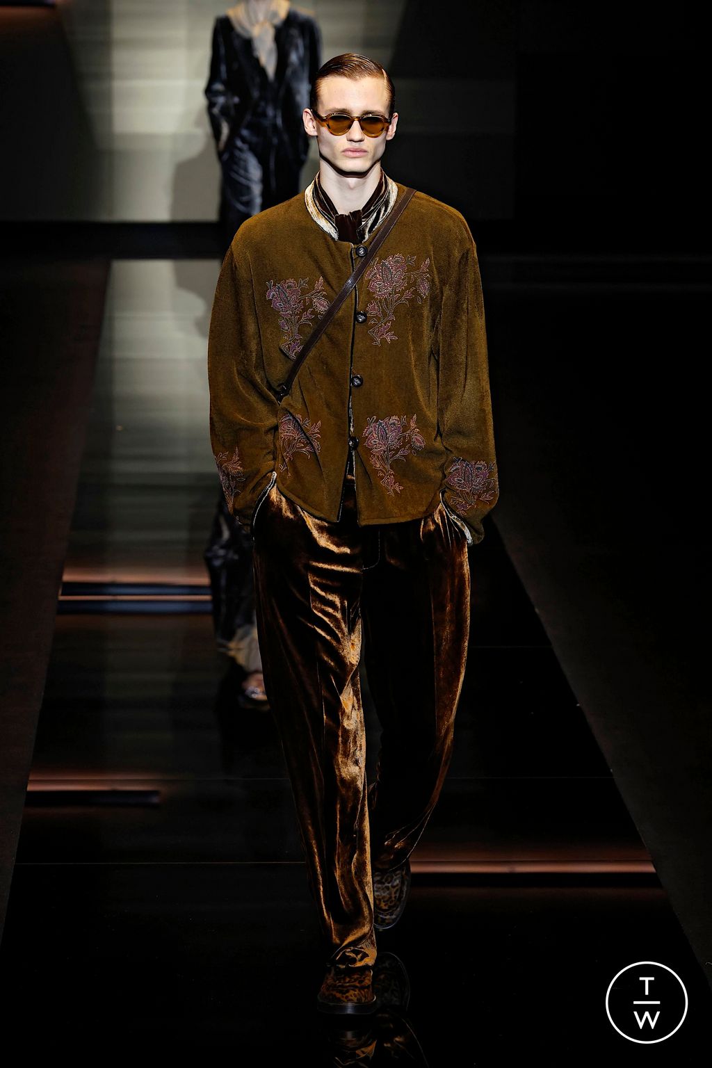 Fashion Week Milan Fall/Winter 2025 look 101 from the Emporio Armani collection 男装