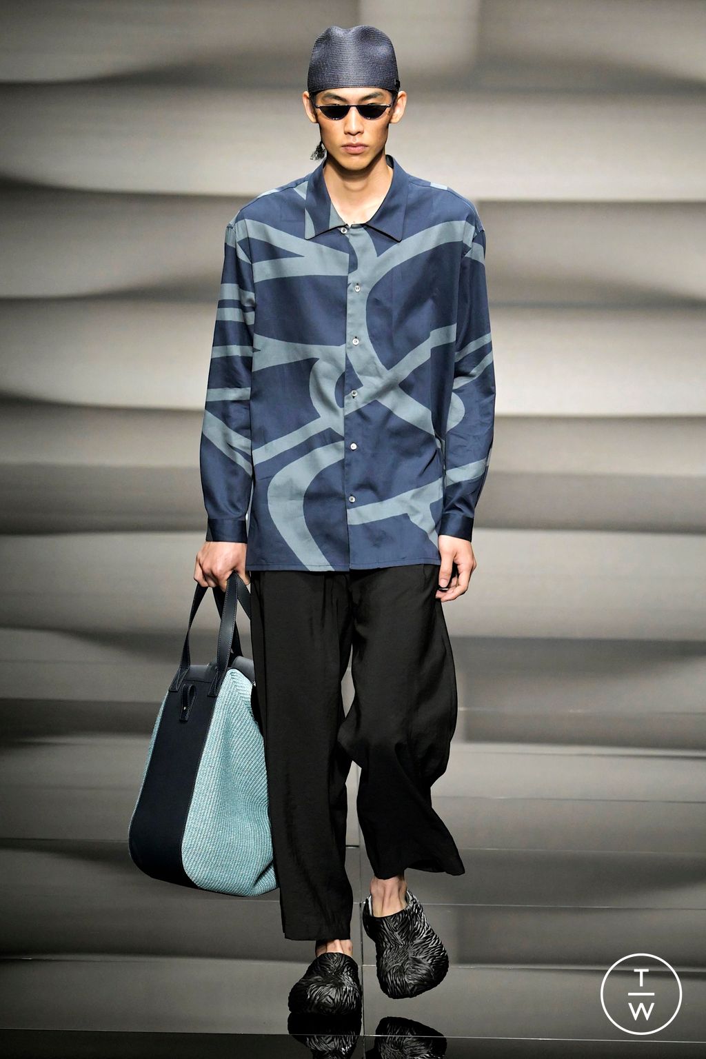 Fashion Week Milan Spring/Summer 2023 look 6 from the Emporio Armani collection 男装