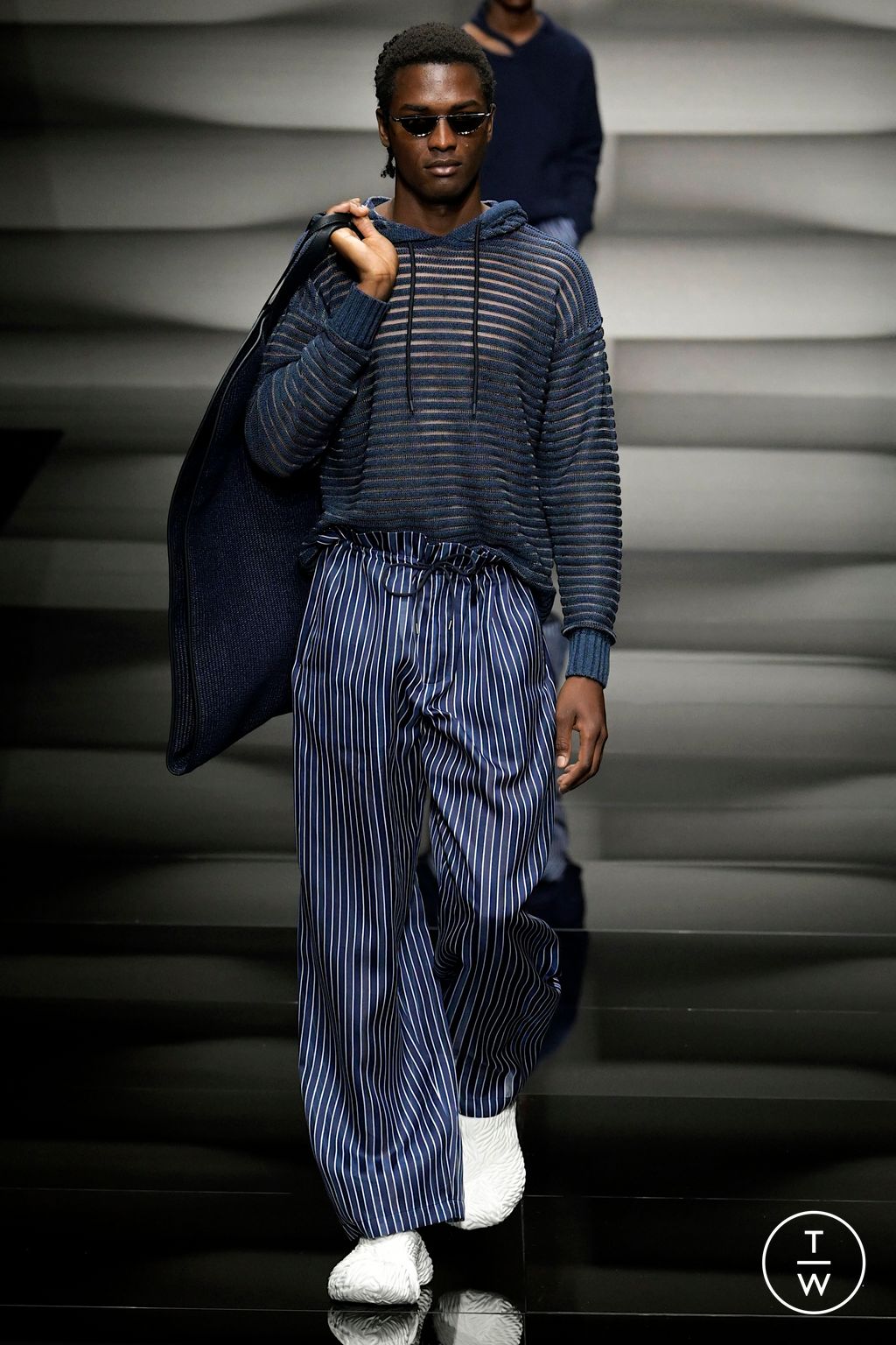 Fashion Week Milan Spring/Summer 2023 look 12 from the Emporio Armani collection 男装