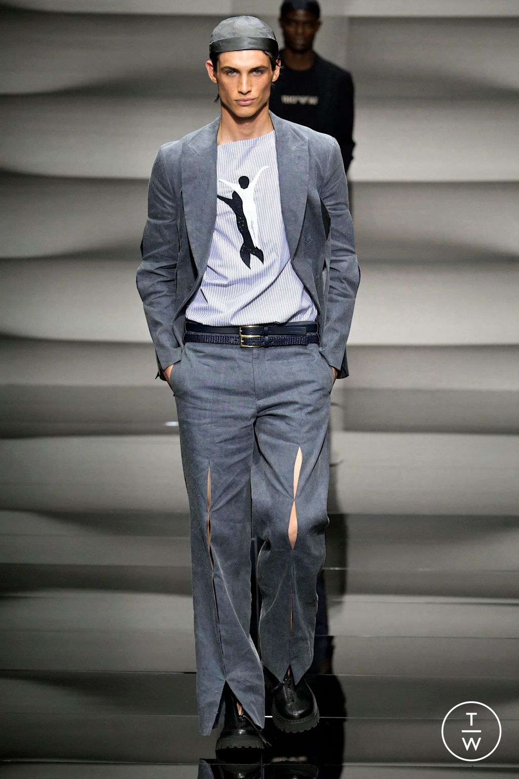 Fashion Week Milan Spring/Summer 2023 look 14 from the Emporio Armani collection menswear