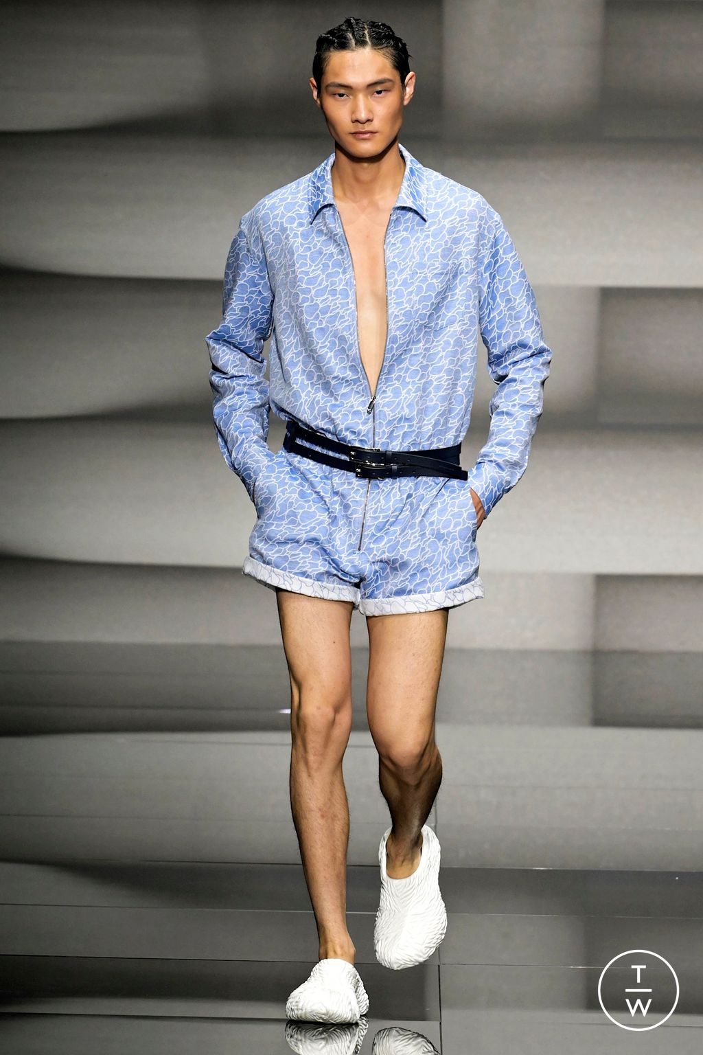 Fashion Week Milan Spring/Summer 2023 look 67 from the Emporio Armani collection menswear