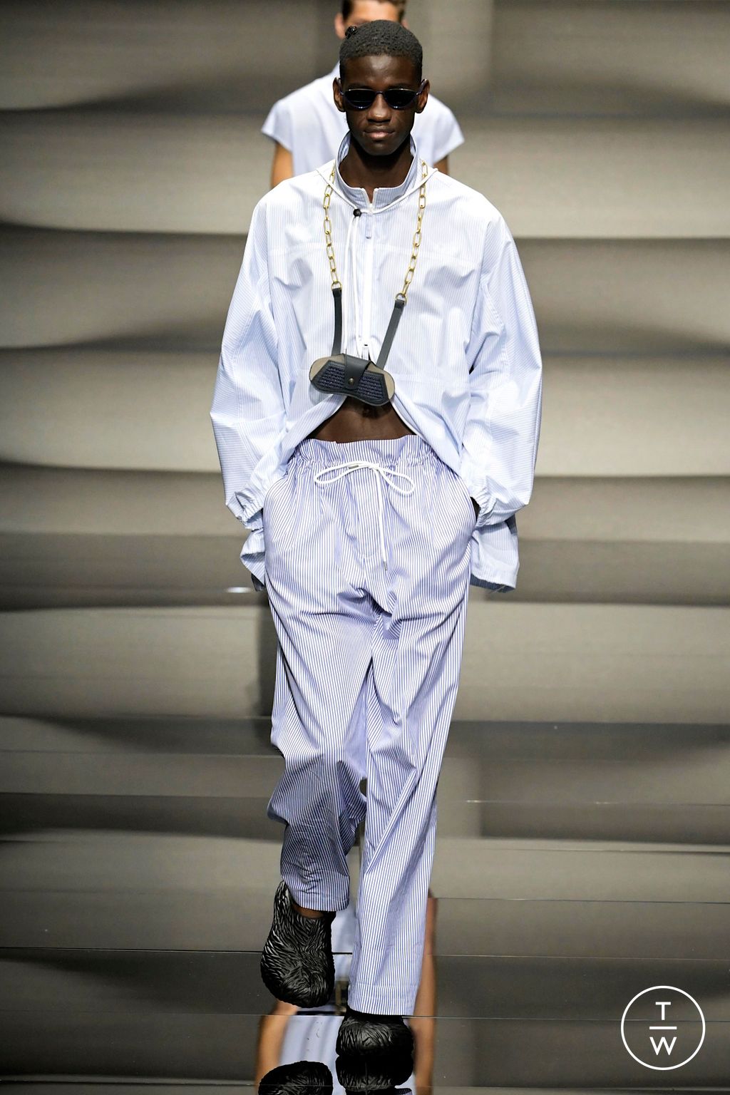 Fashion Week Milan Spring/Summer 2023 look 71 from the Emporio Armani collection menswear