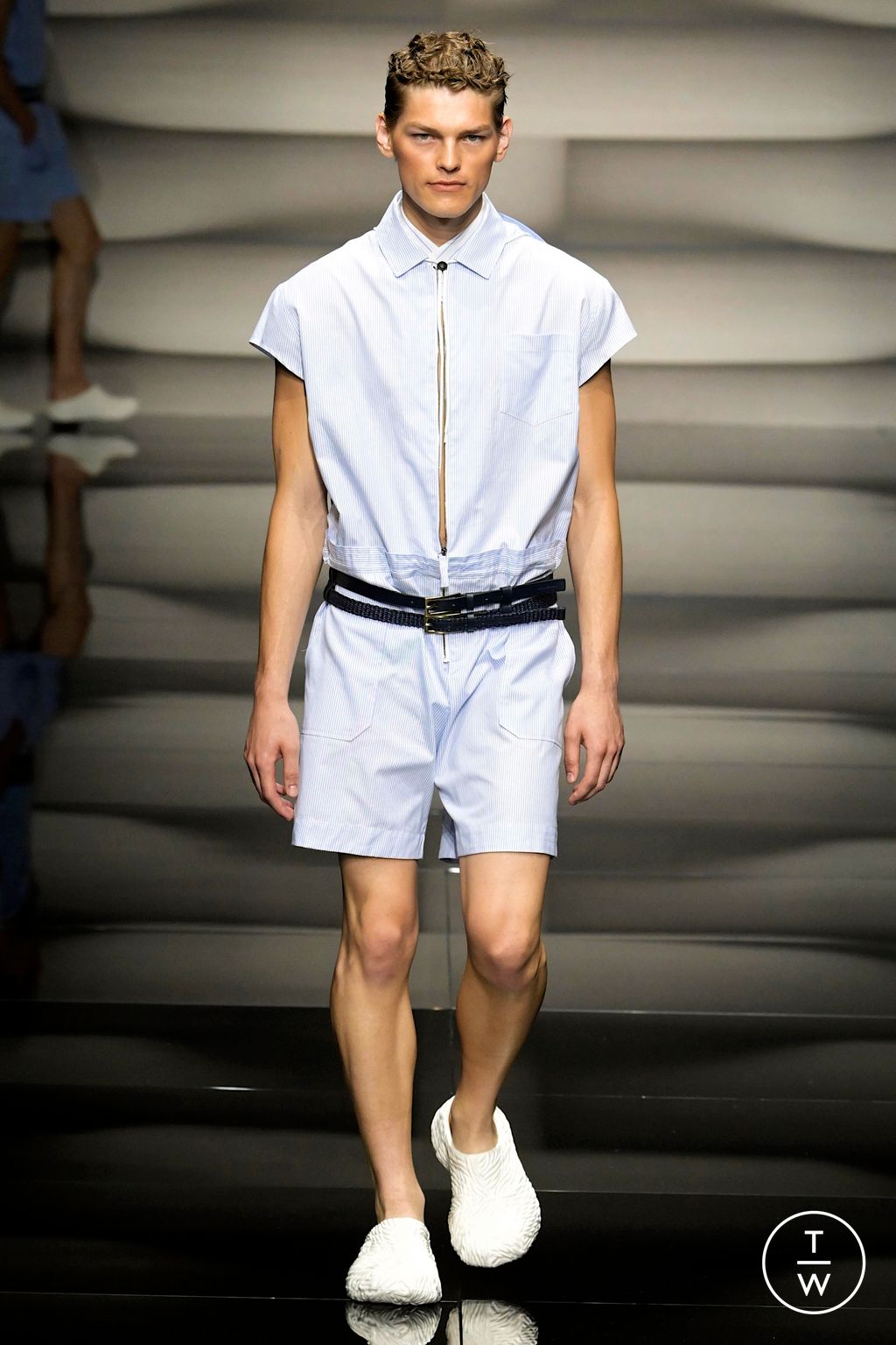 Fashion Week Milan Spring/Summer 2023 look 72 from the Emporio Armani collection menswear