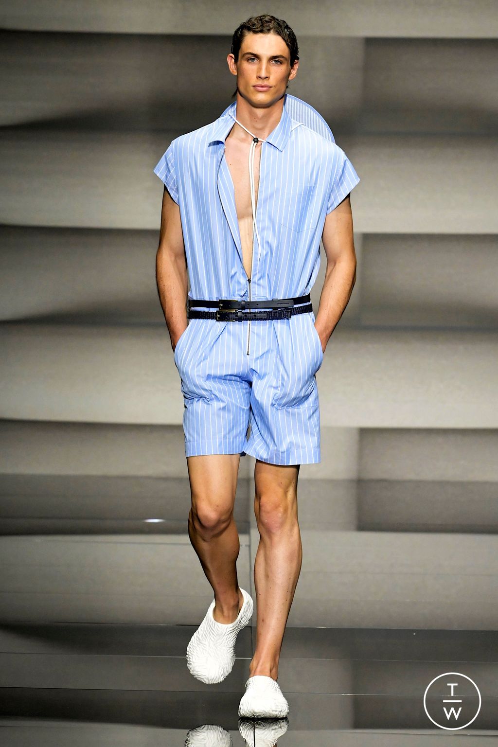 Fashion Week Milan Spring/Summer 2023 look 73 from the Emporio Armani collection 男装
