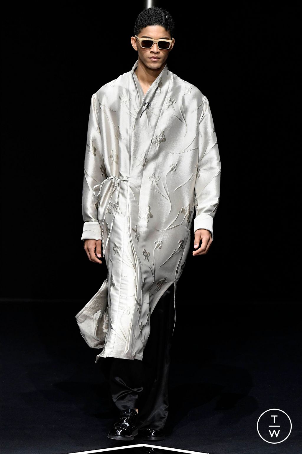 Fashion Week Milan Spring/Summer 2024 look 57 from the Emporio Armani collection 男装