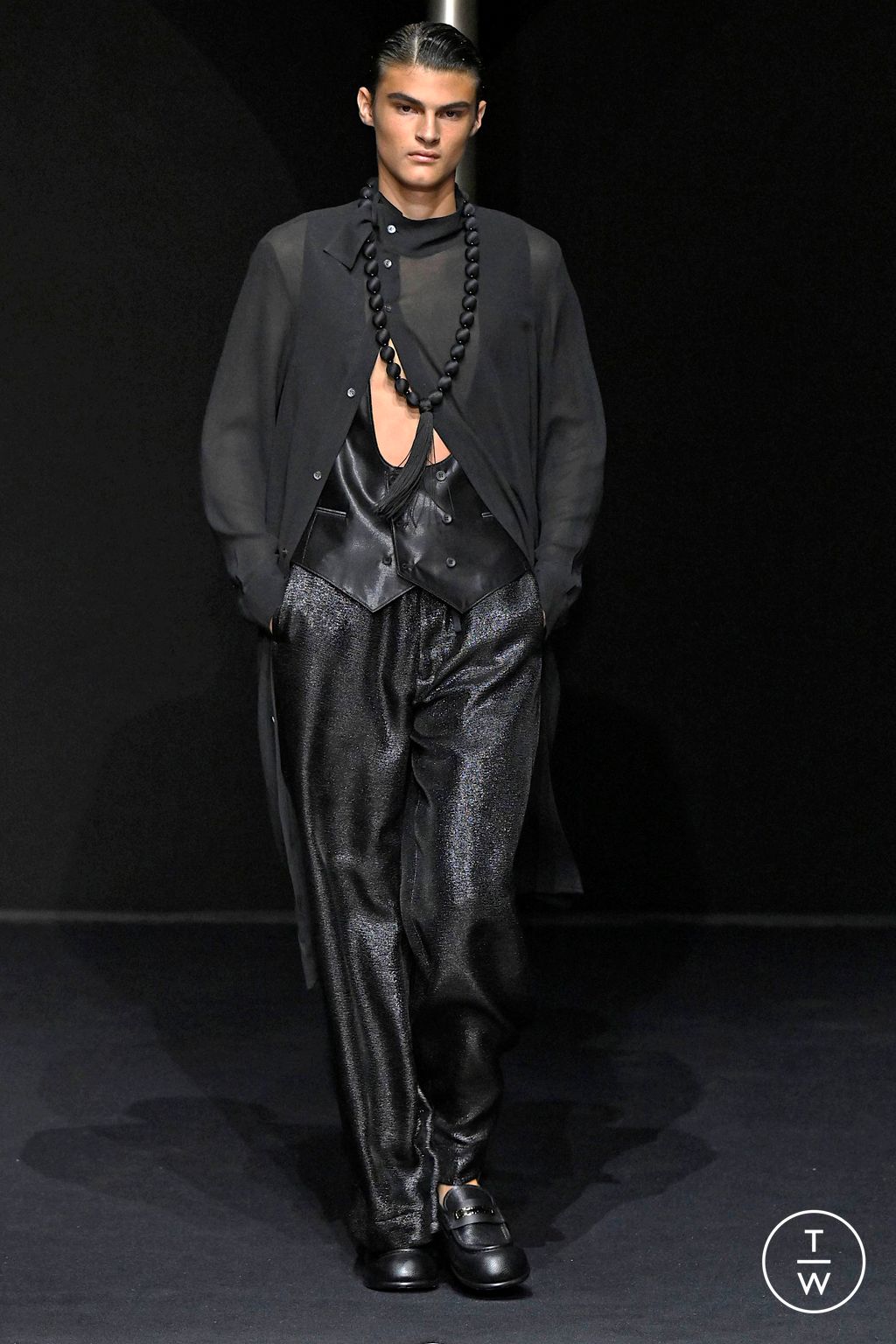 Fashion Week Milan Spring/Summer 2024 look 68 from the Emporio Armani collection menswear