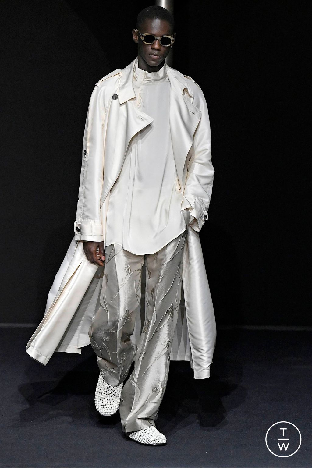 Fashion Week Milan Spring/Summer 2024 look 74 from the Emporio Armani collection menswear
