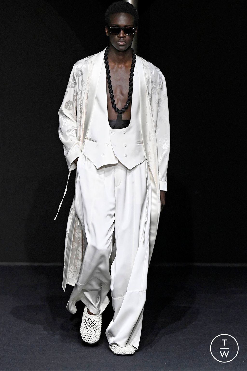 Fashion Week Milan Spring/Summer 2024 look 78 from the Emporio Armani collection menswear