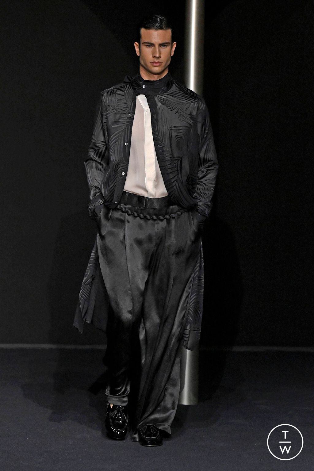 Fashion Week Milan Spring/Summer 2024 look 81 from the Emporio Armani collection menswear