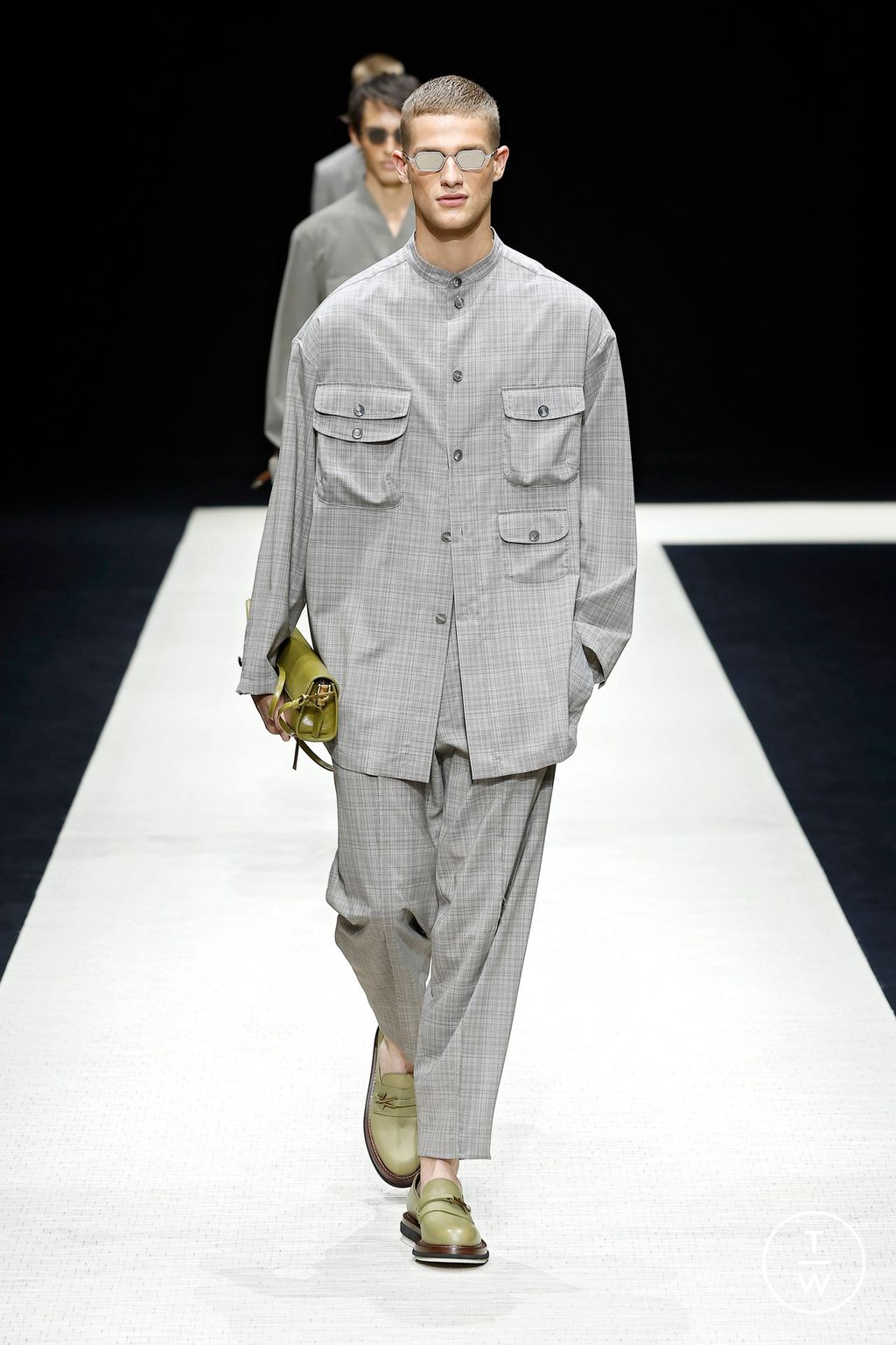 Fashion Week Milan Spring-Summer 2025 look 16 from the Emporio Armani collection menswear