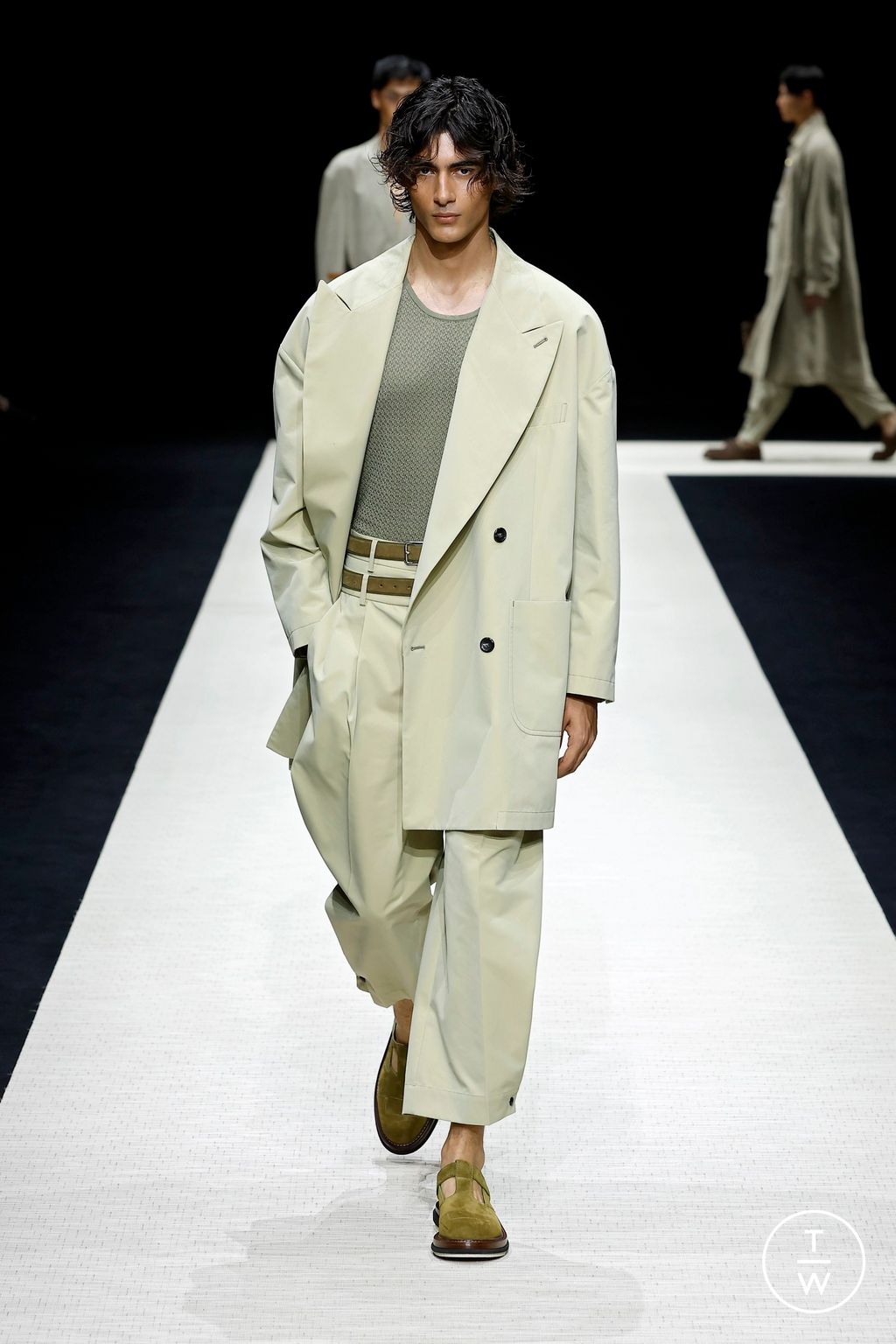 Fashion Week Milan Spring-Summer 2025 look 34 from the Emporio Armani collection menswear