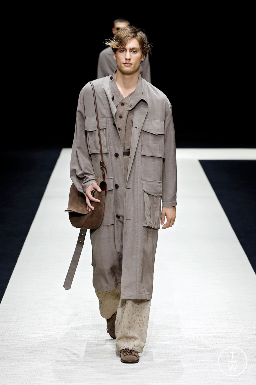 Fashion Week Milan Spring-Summer 2025 look 47 from the Emporio Armani collection 男装