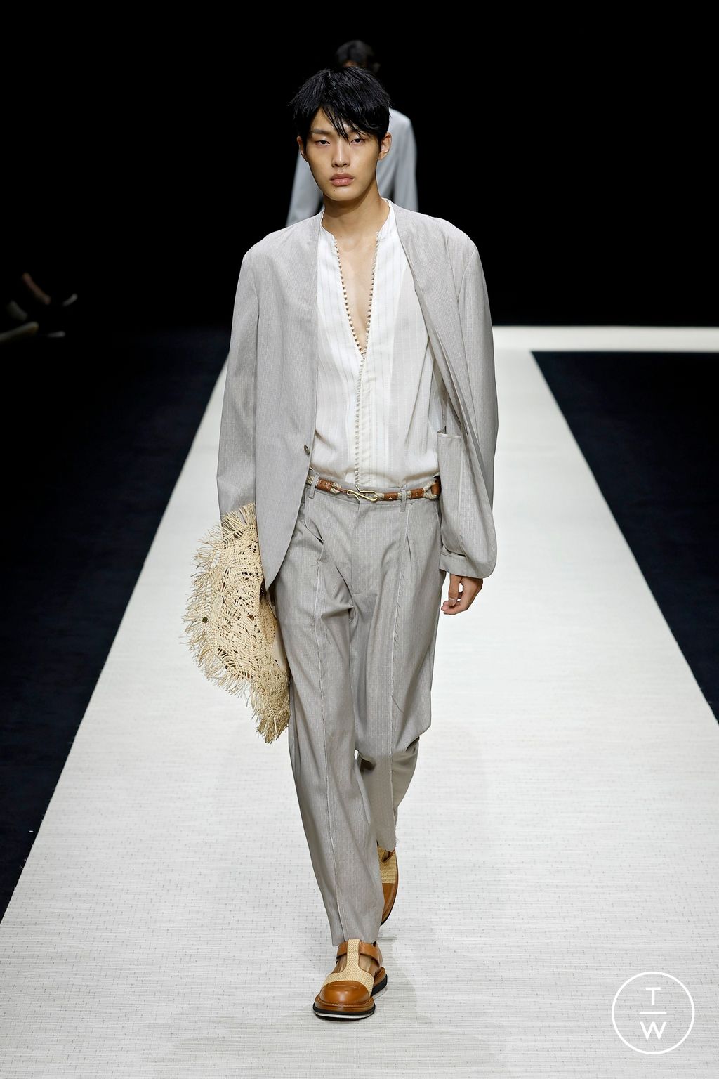 Fashion Week Milan Spring-Summer 2025 look 56 from the Emporio Armani collection menswear