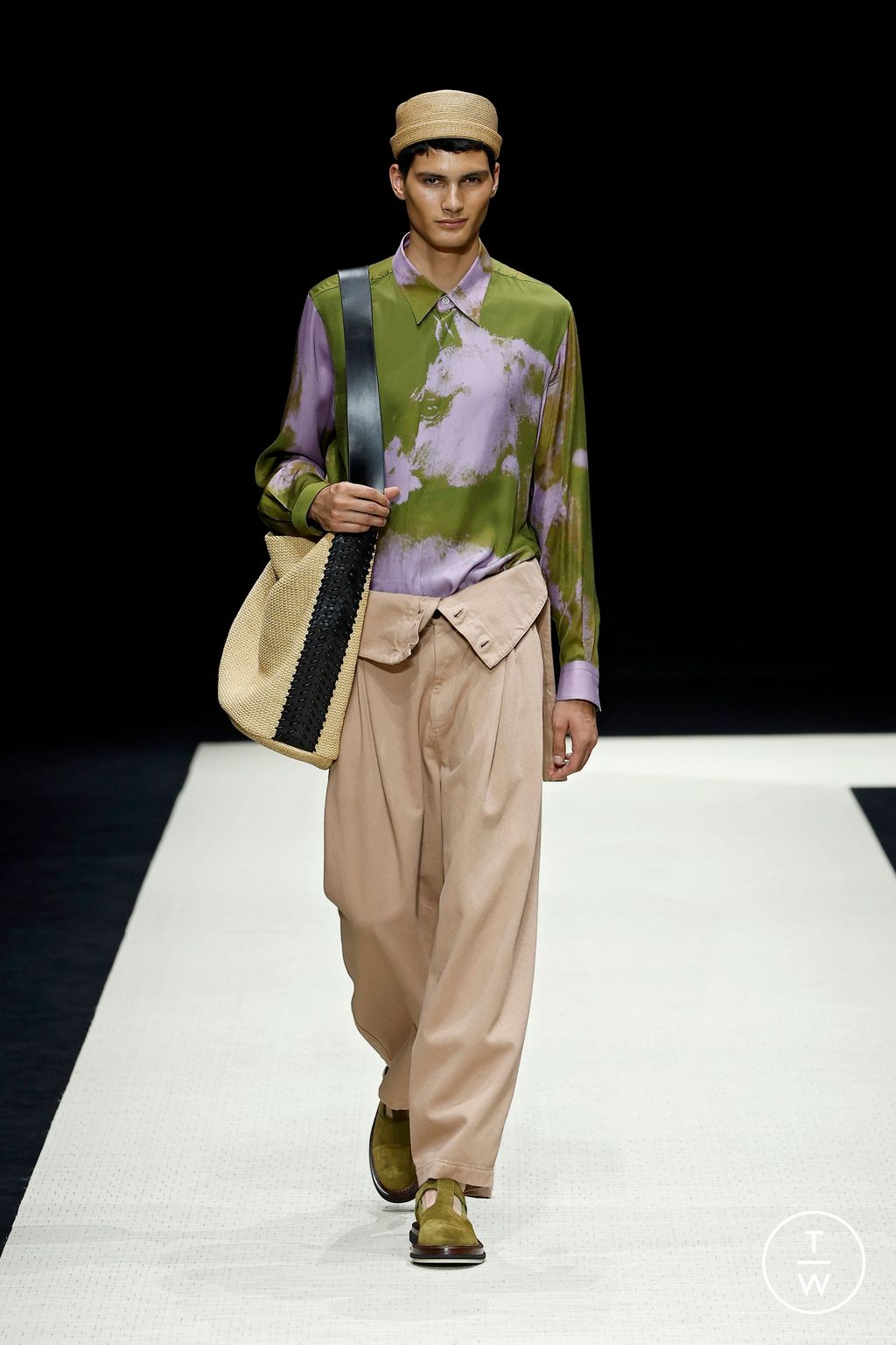 Fashion Week Milan Spring-Summer 2025 look 74 from the Emporio Armani collection menswear