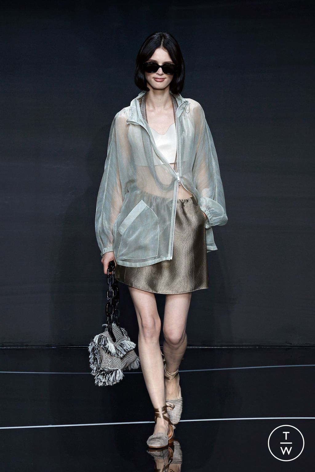 Fashion Week Milan Spring/Summer 2024 look 10 from the Emporio Armani collection womenswear