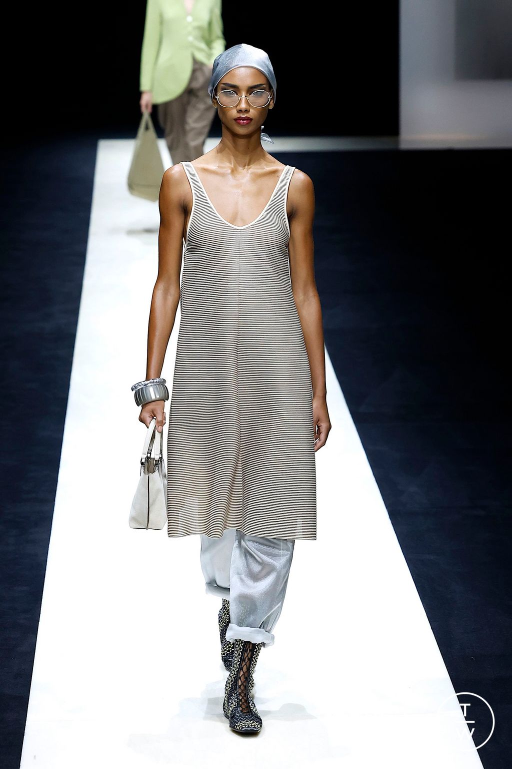 Fashion Week Milan Spring/Summer 2025 look 48 from the Emporio Armani collection womenswear