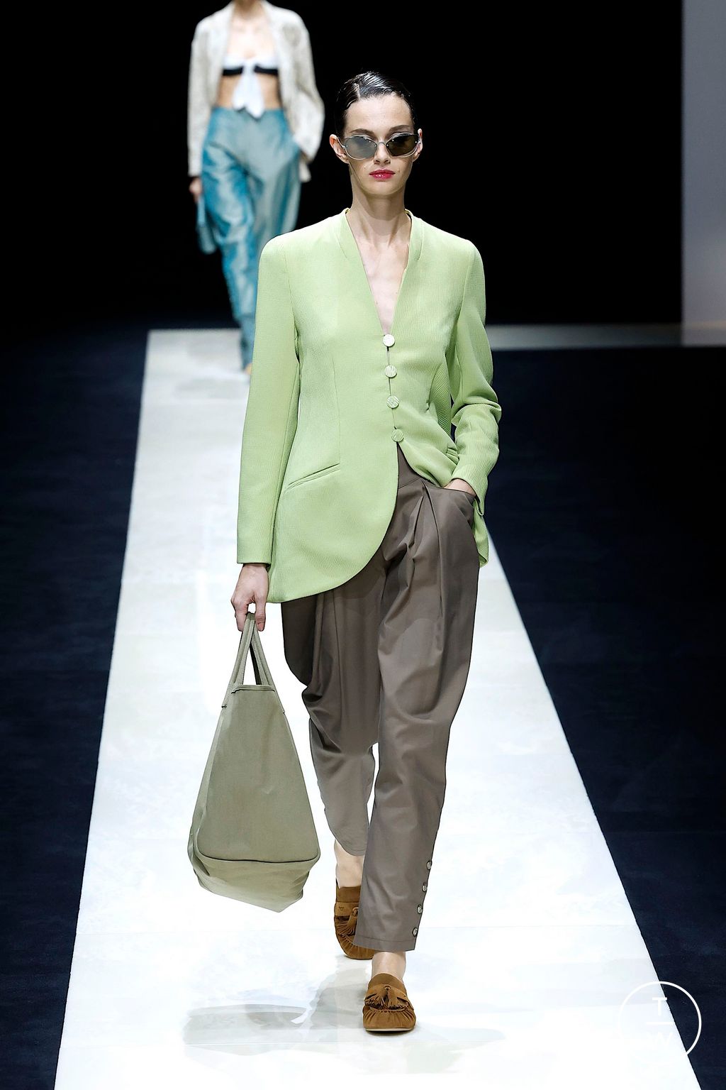 Fashion Week Milan Spring/Summer 2025 look 49 from the Emporio Armani collection womenswear