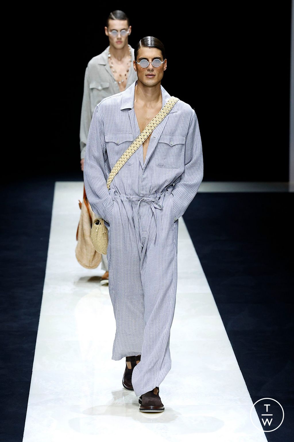 Fashion Week Milan Spring/Summer 2025 look 55 from the Emporio Armani collection womenswear