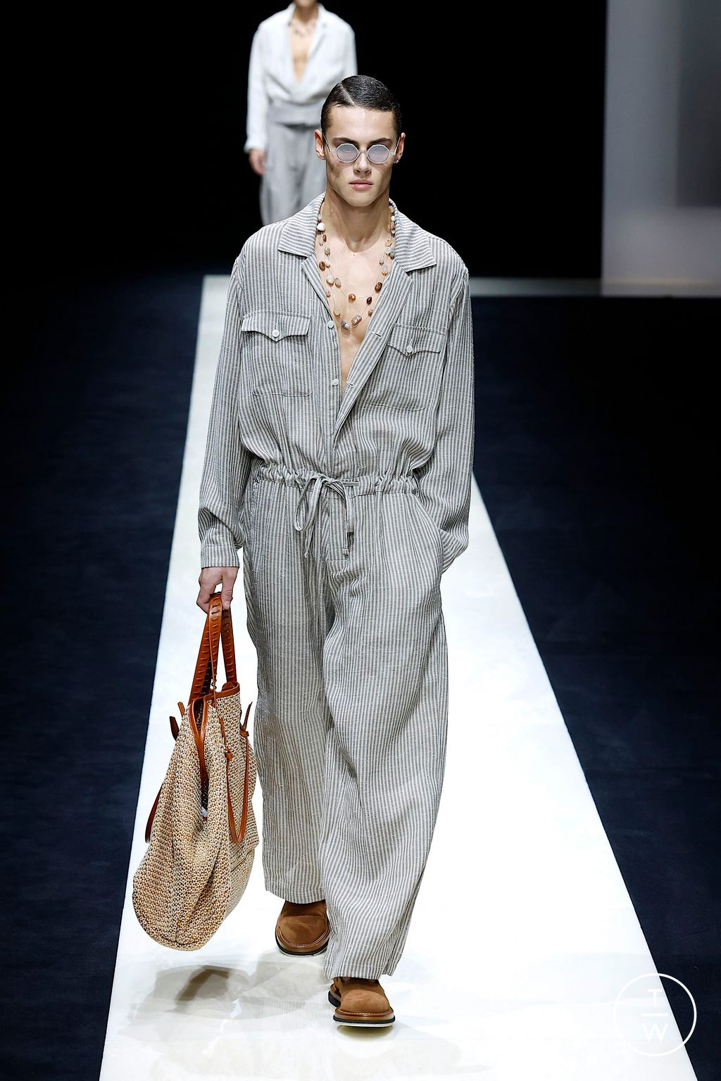 Fashion Week Milan Spring/Summer 2025 look 57 from the Emporio Armani collection womenswear