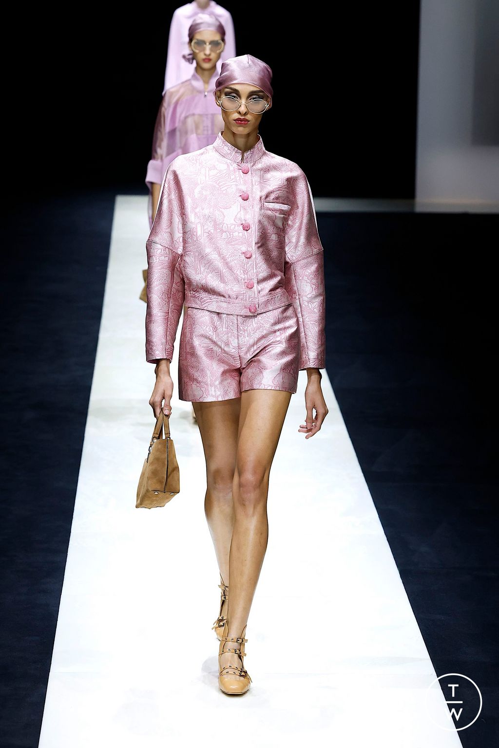 Fashion Week Milan Spring/Summer 2025 look 62 from the Emporio Armani collection womenswear
