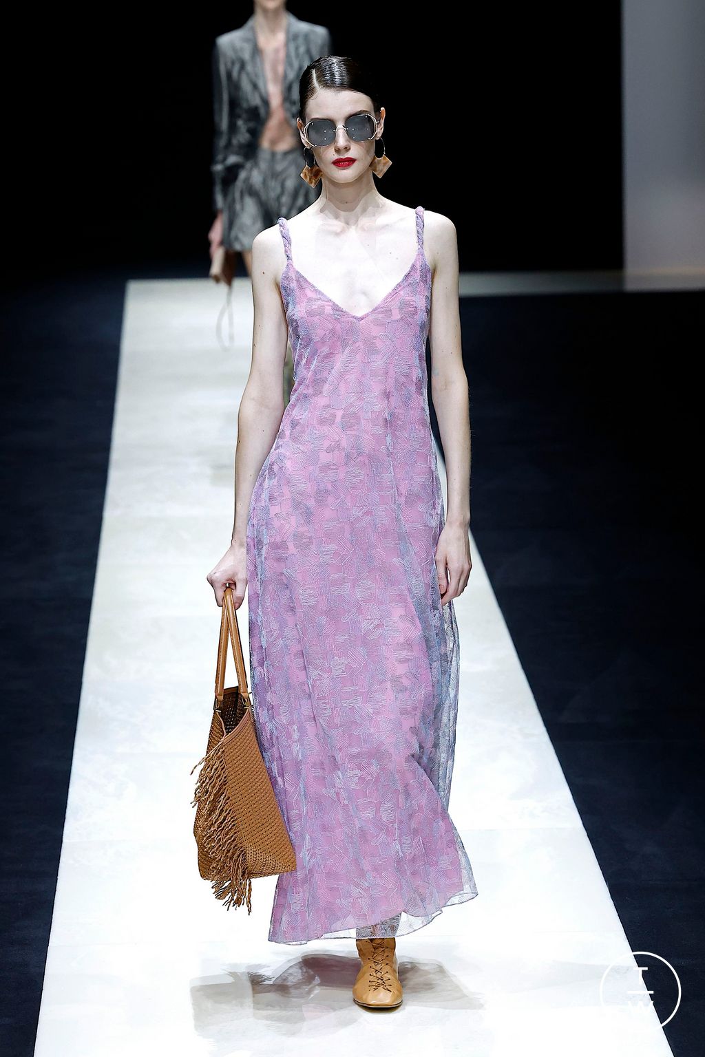 Fashion Week Milan Spring/Summer 2025 look 67 from the Emporio Armani collection womenswear