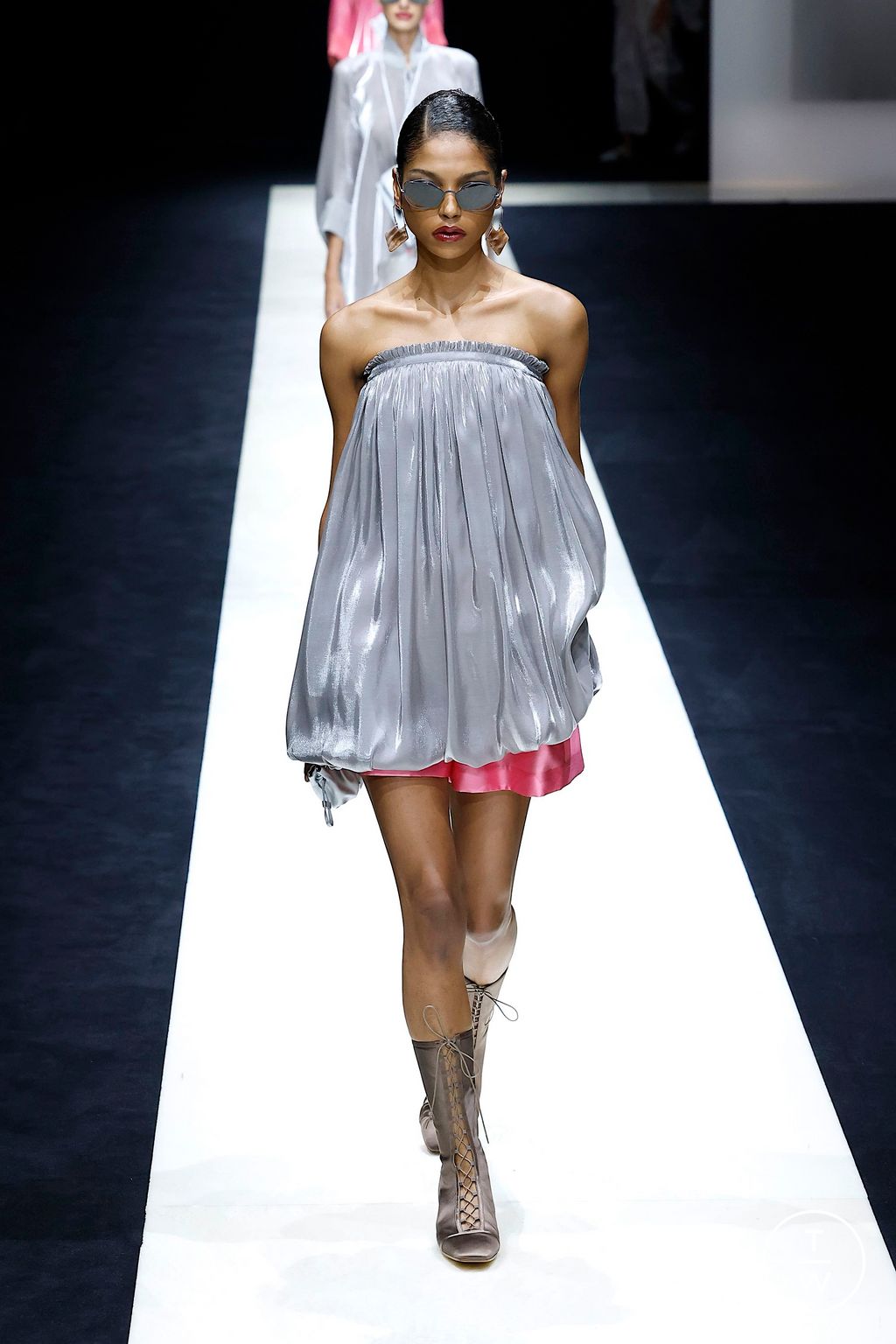 Fashion Week Milan Spring/Summer 2025 look 73 from the Emporio Armani collection womenswear