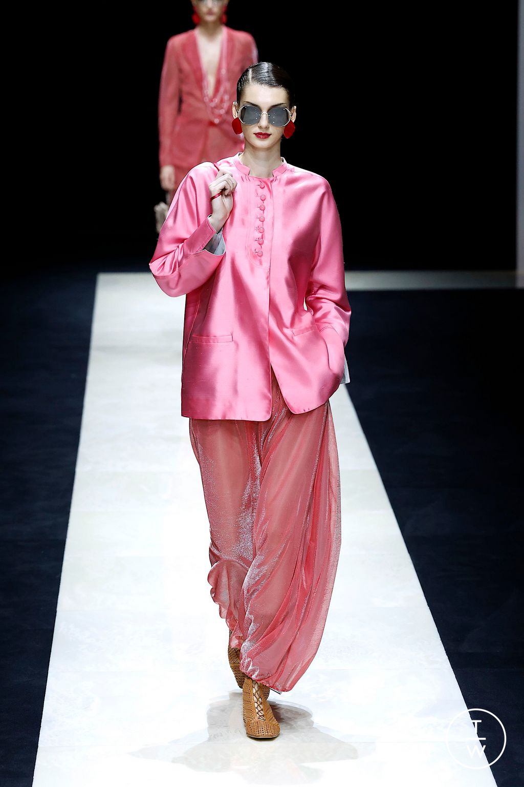 Fashion Week Milan Spring/Summer 2025 look 78 from the Emporio Armani collection womenswear